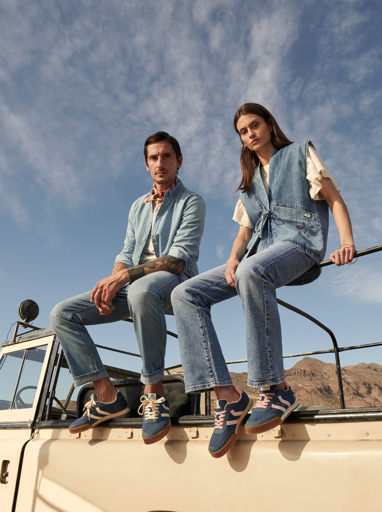 Denim, Jeans, Jeansjacke, Jeansweste, Sneaker