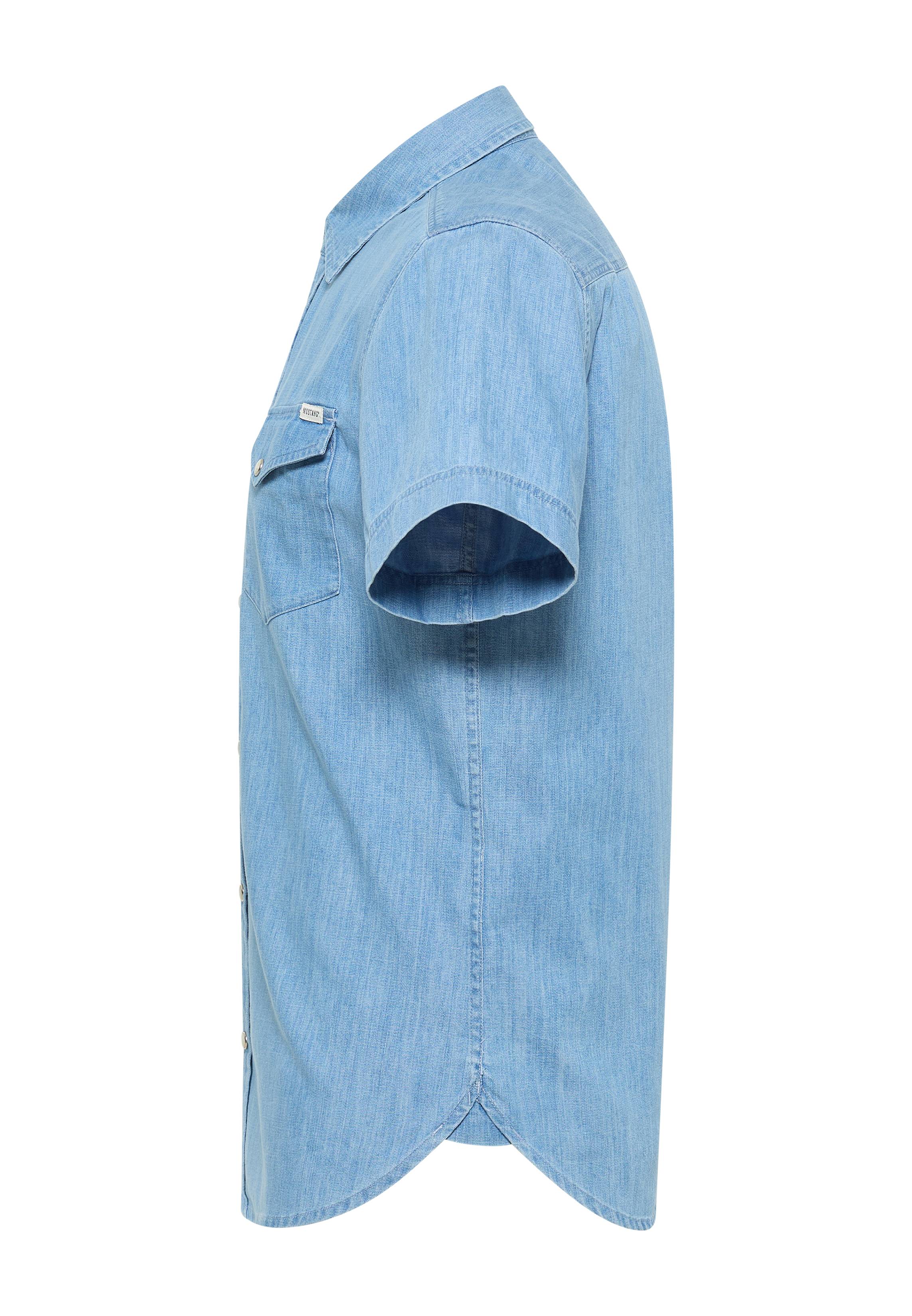 Hosen, Hemd, Baseball-Kappe, Jeans, Mantel