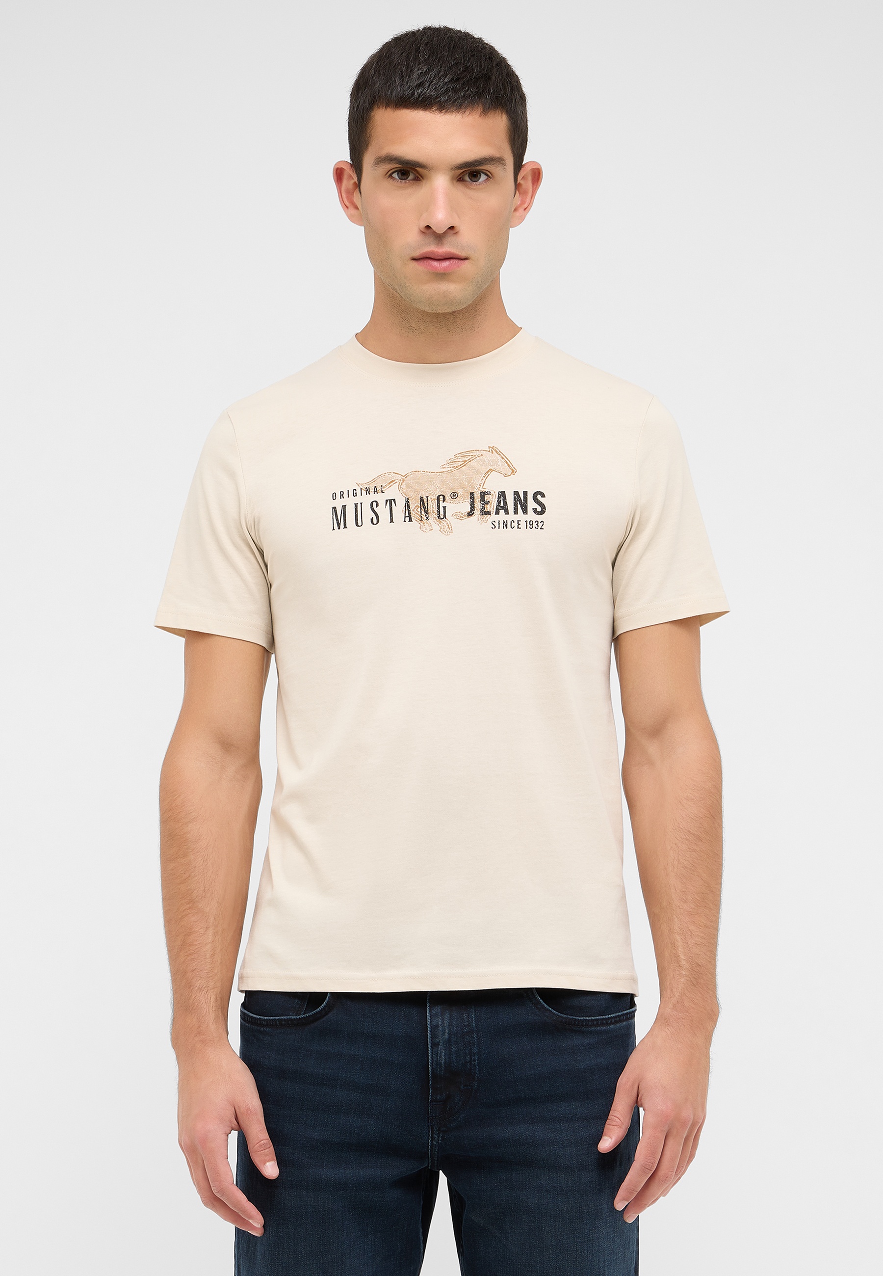 Bekleidung, T-shirt, Person, Hemd