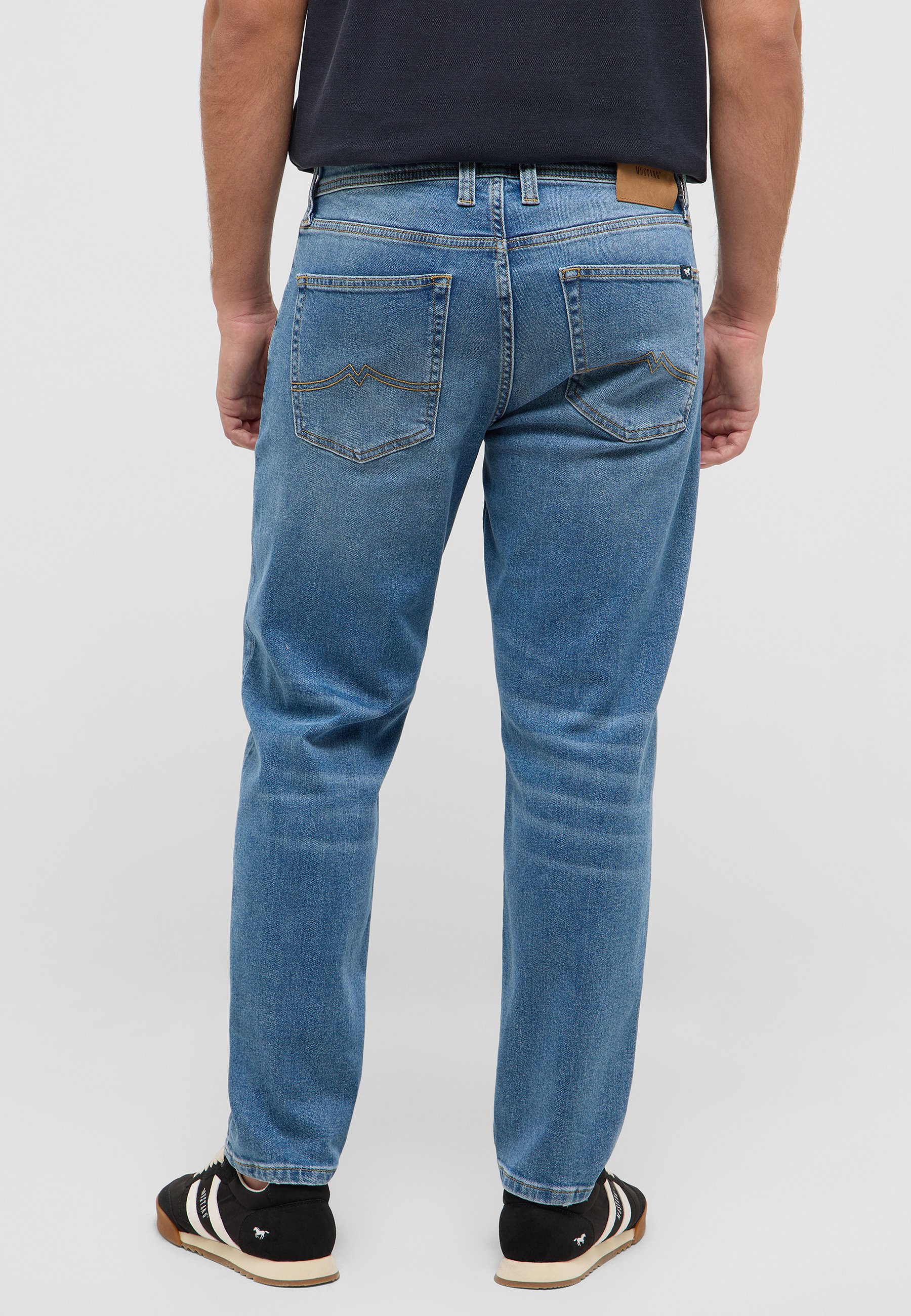 Bekleidung, Jeans, Hosen