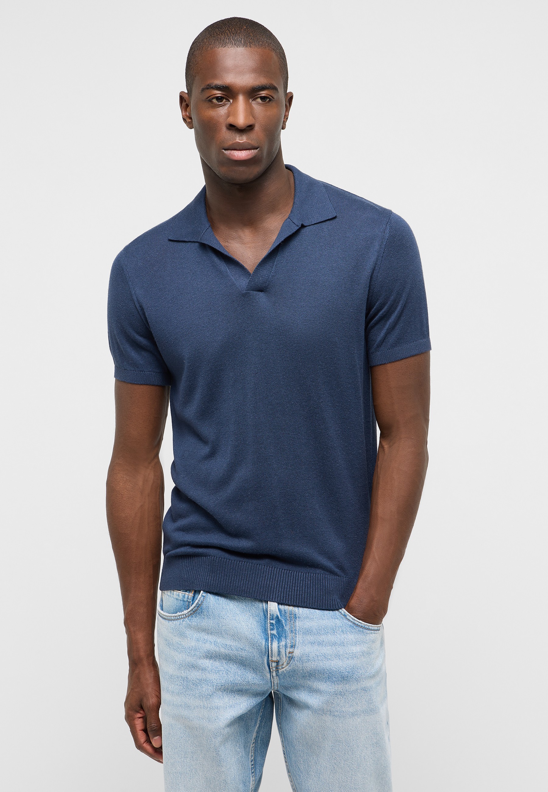 Polohemd, Kurzarm, Marineblau, Strickoberteil, Jeans