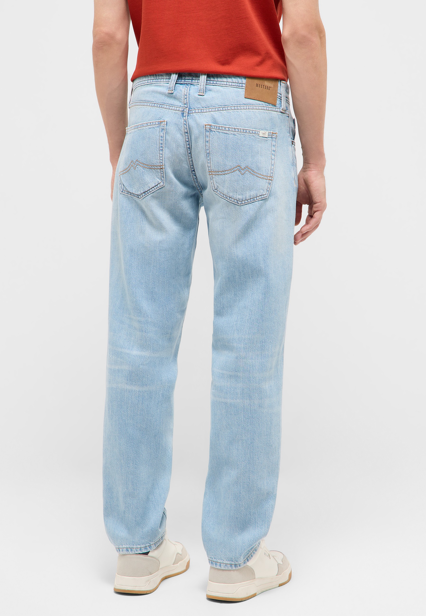 Jeans, Denim, Hellblau, Backpockets, Straight Leg