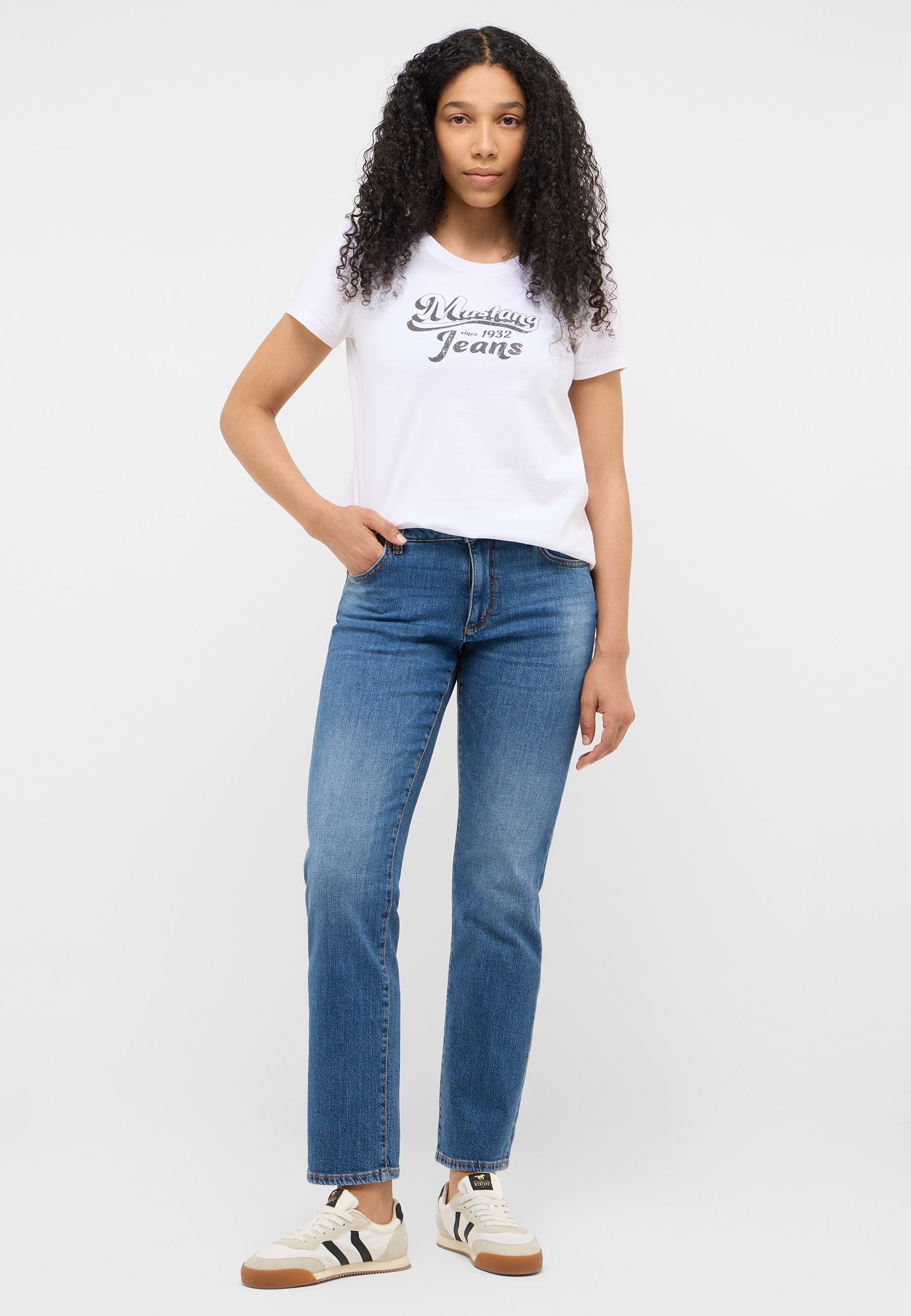 Hosen, Jeans, Mädchen, Person, Jugendlich