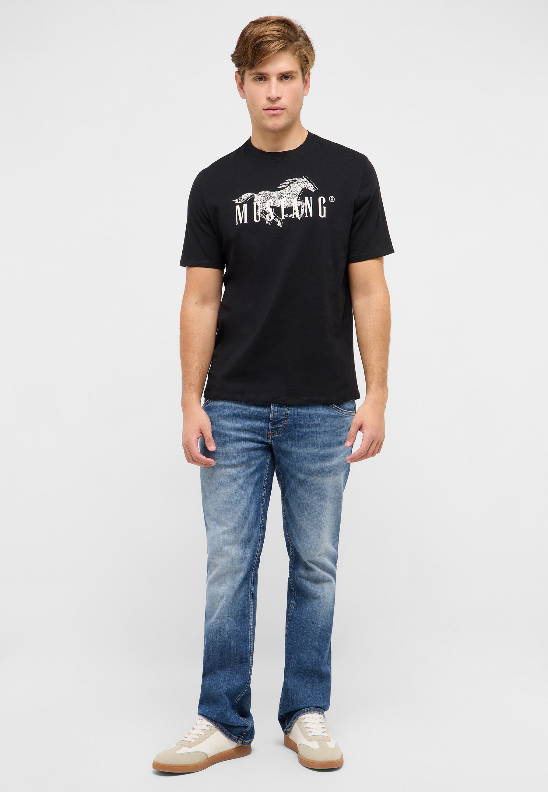 t-shirt, kurzarm, schwarz, grafik, mustang