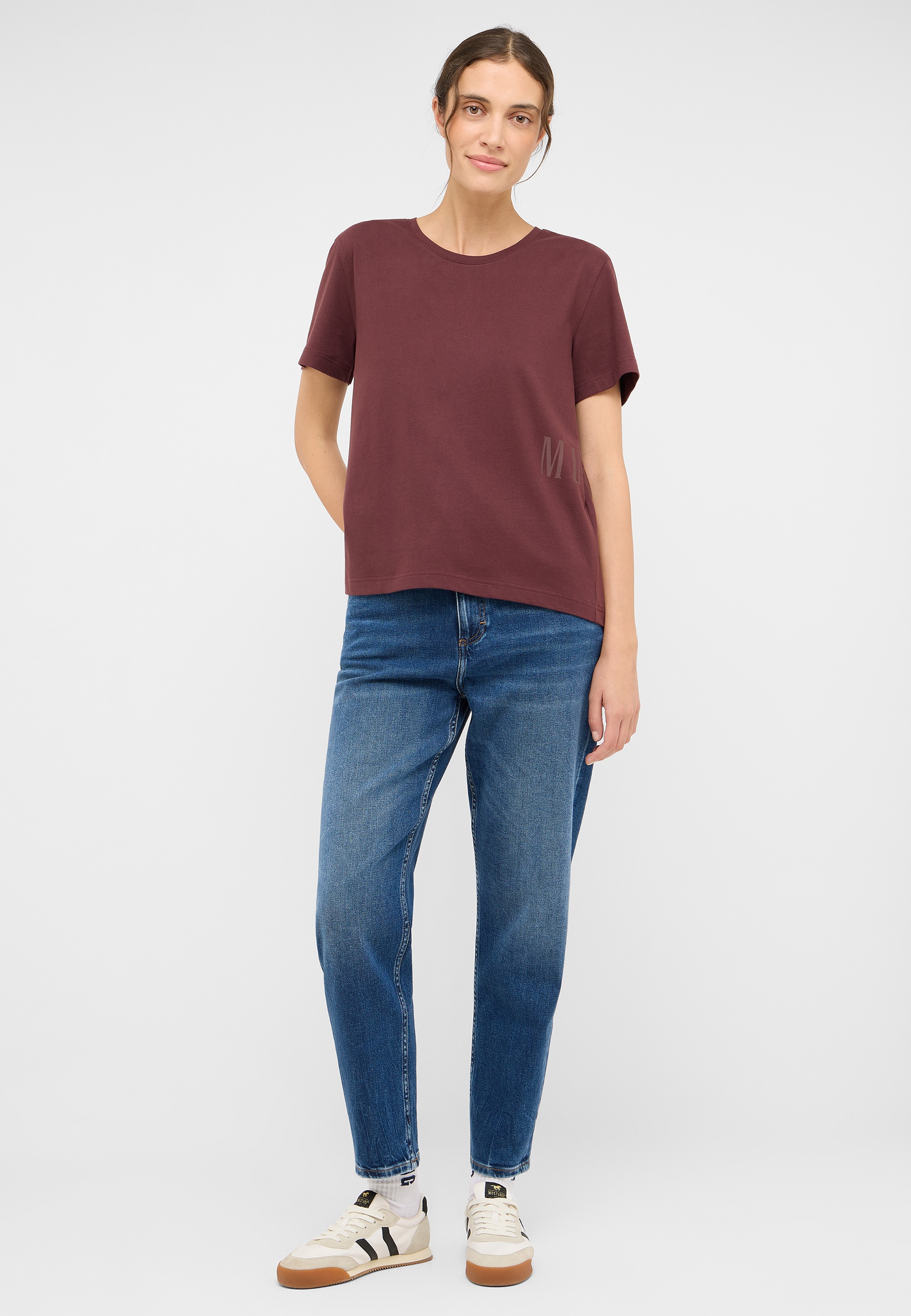 Bekleidung, Hosen, T-shirt, Person