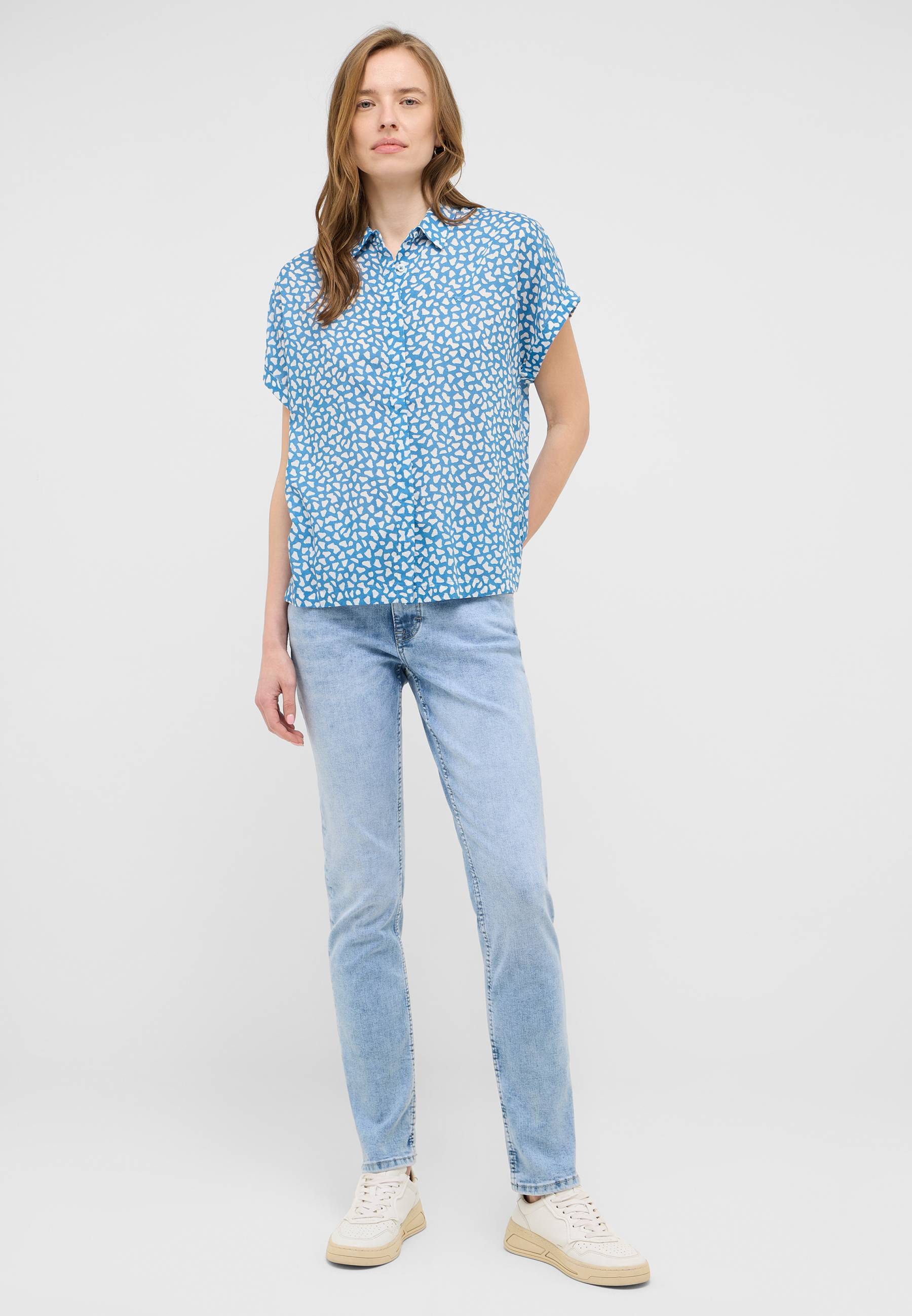 Hosen, Bluse, Jeans, Hemd, Person