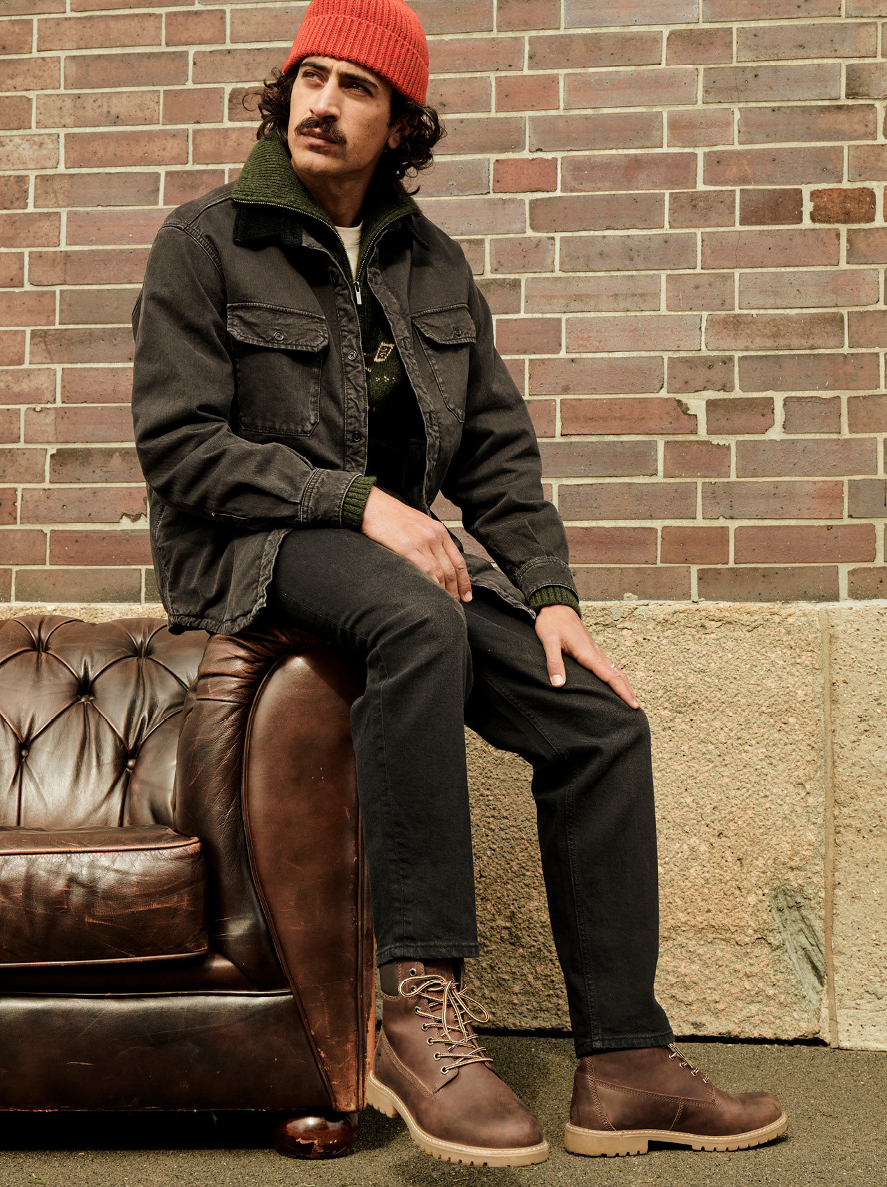 Mantel, Mütze, Hut, Jacke, Person