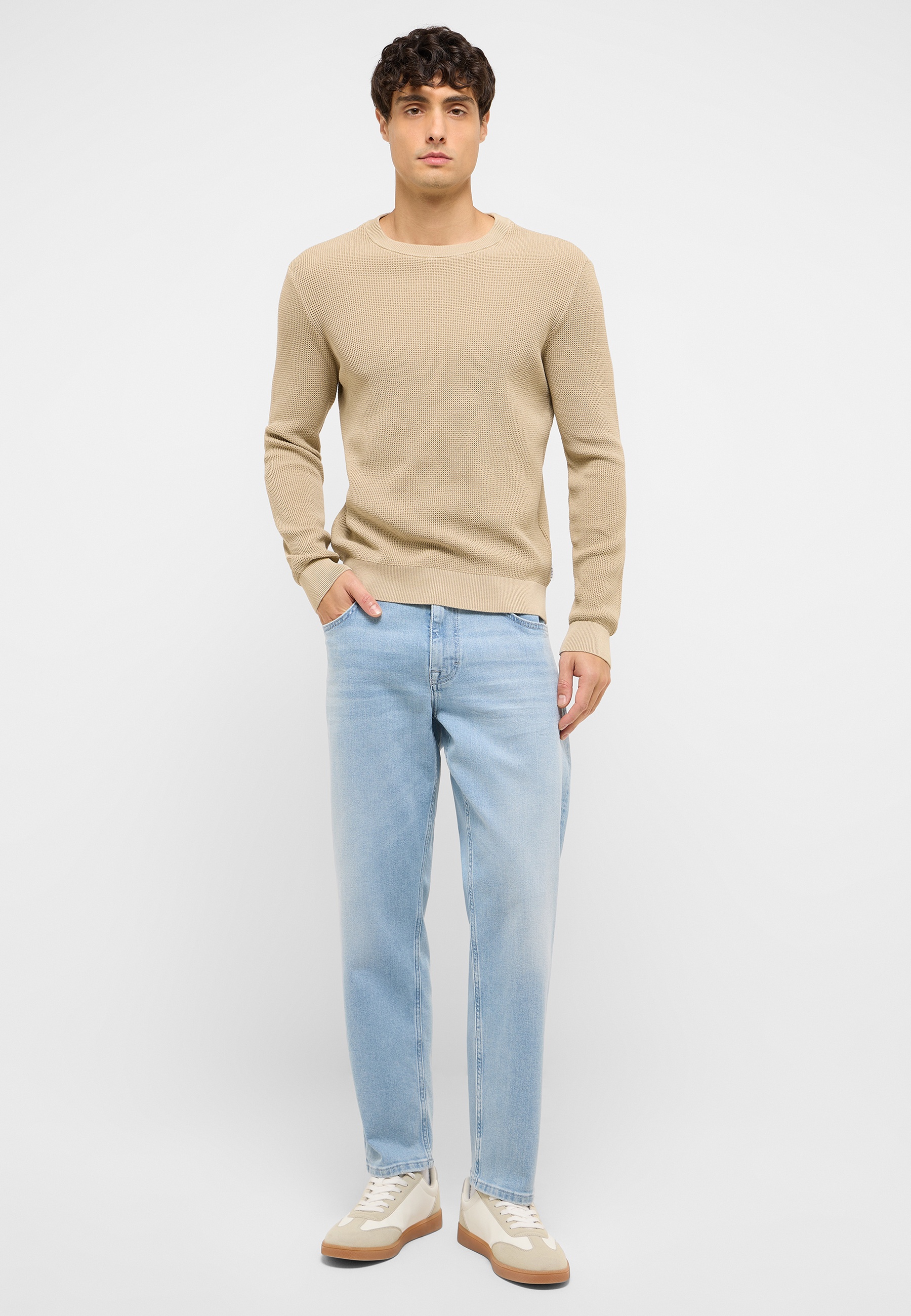 Hosen, Langarm, Erwachsener, Mann, Person