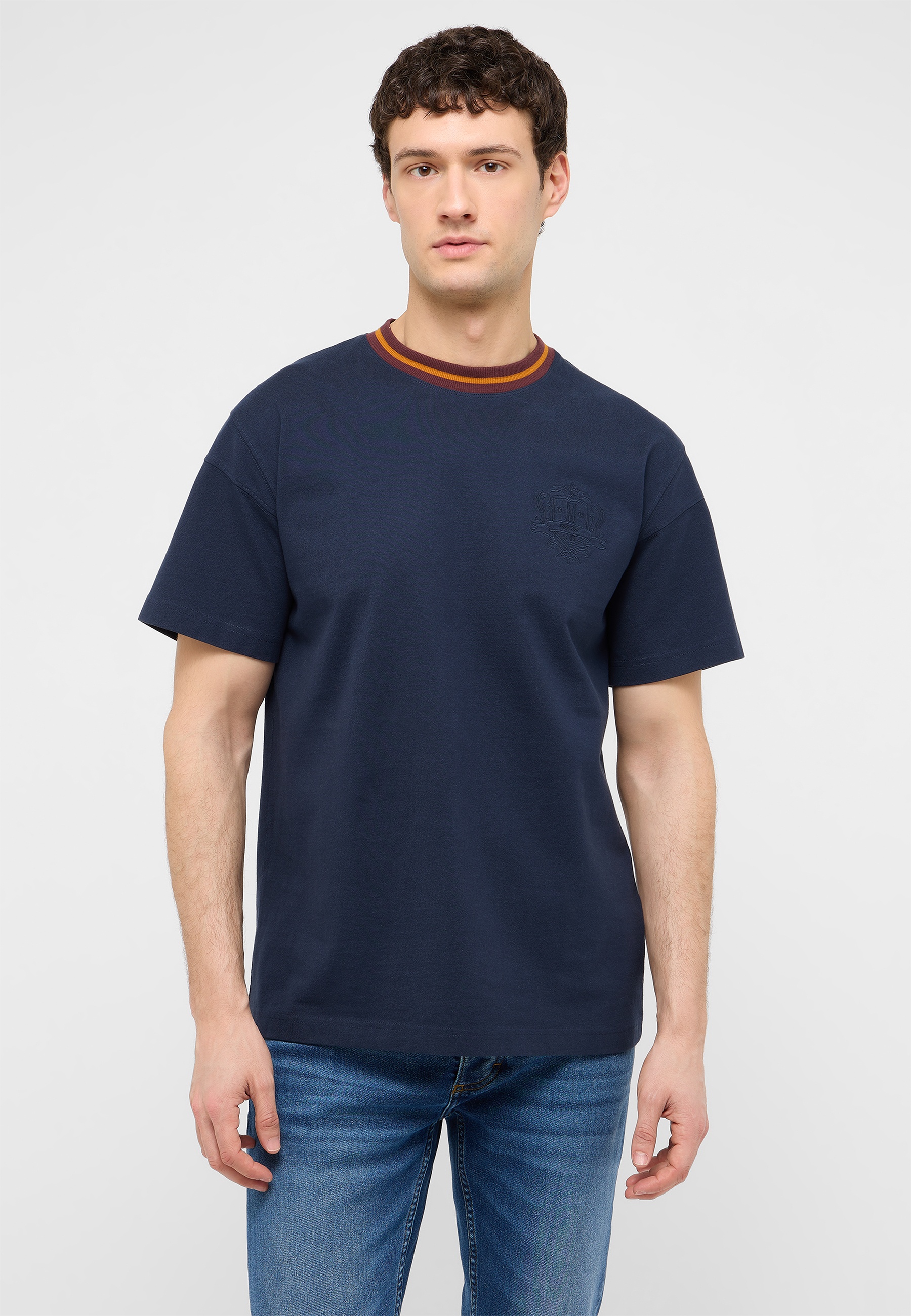 T-Shirt Style Akron