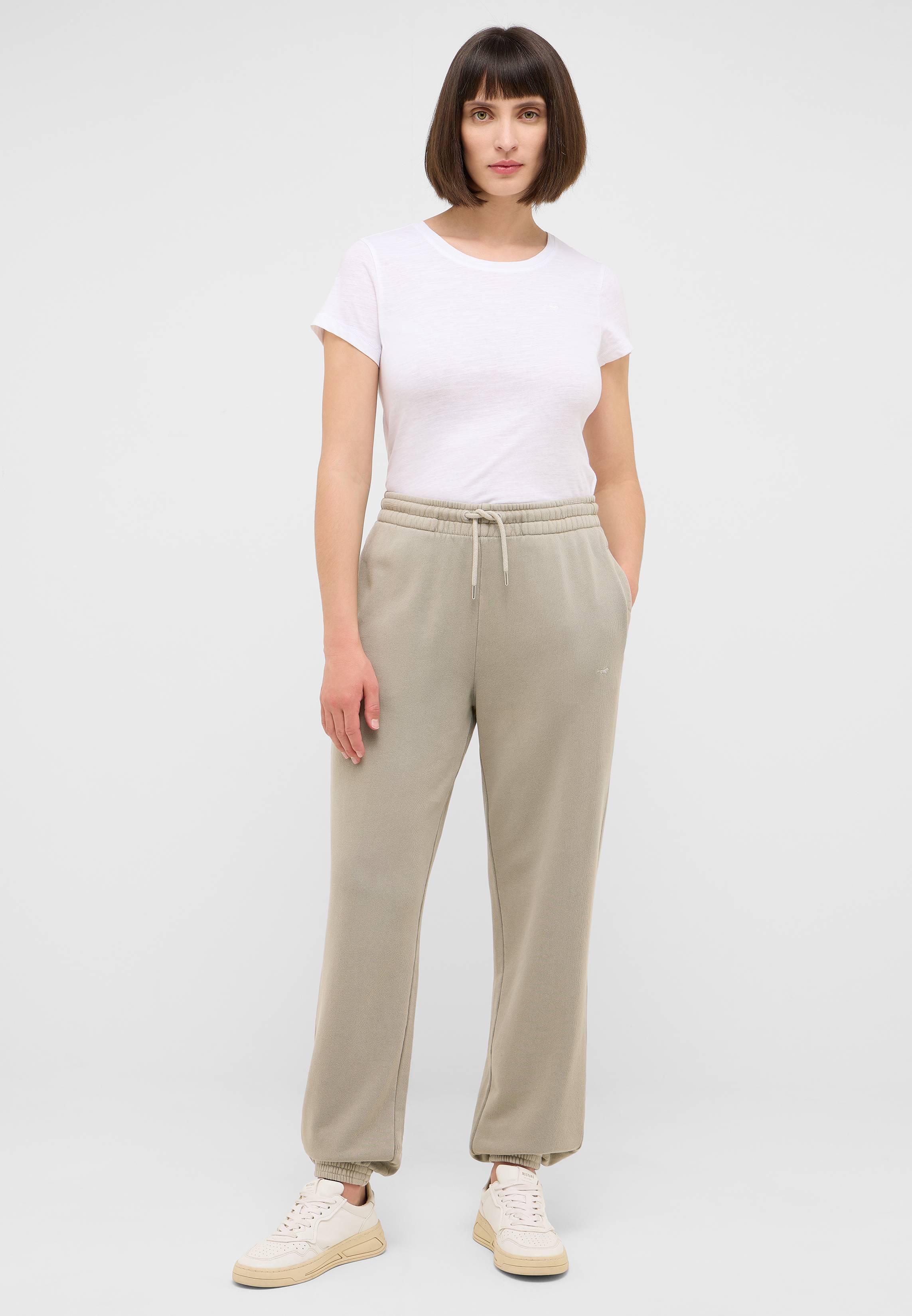 Bekleidung, Hosen, Khaki, Leinen, Person