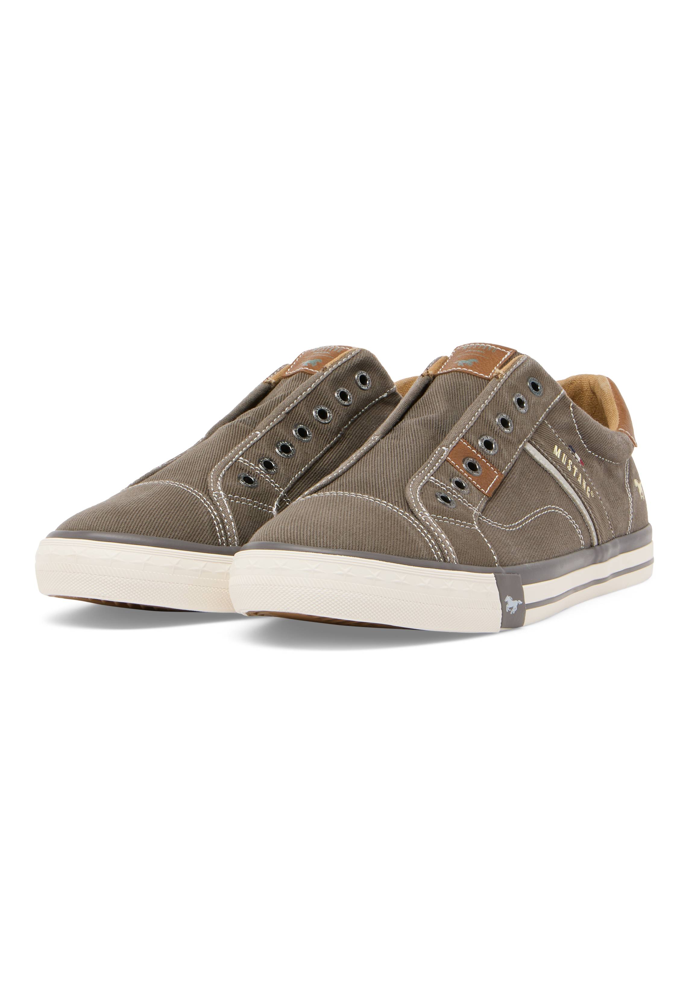 Bekleidung, Schuhwerk, Schuh, Sneaker, Wildleder