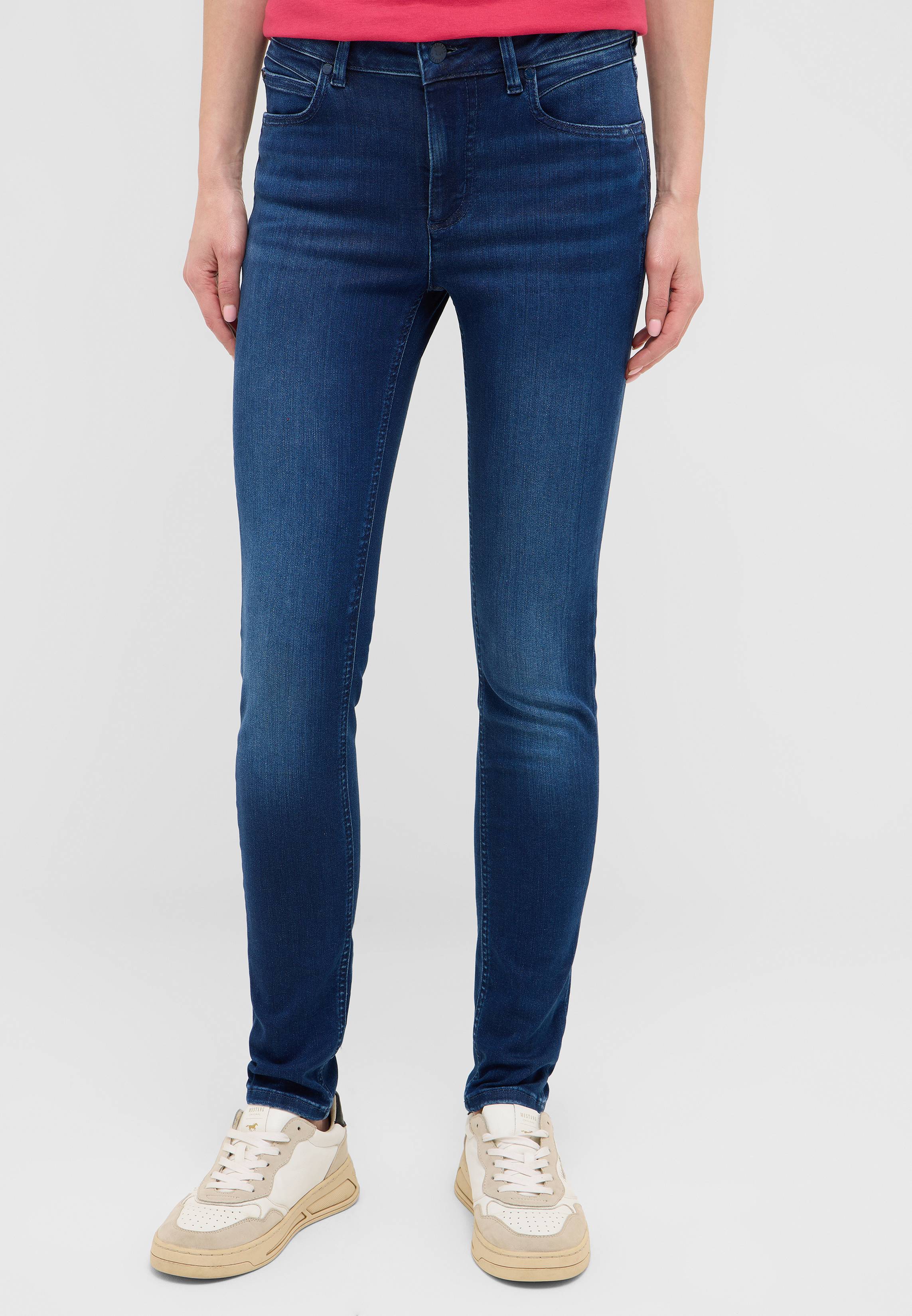 Bekleidung, Hosen, Jeans, Schuh, Person