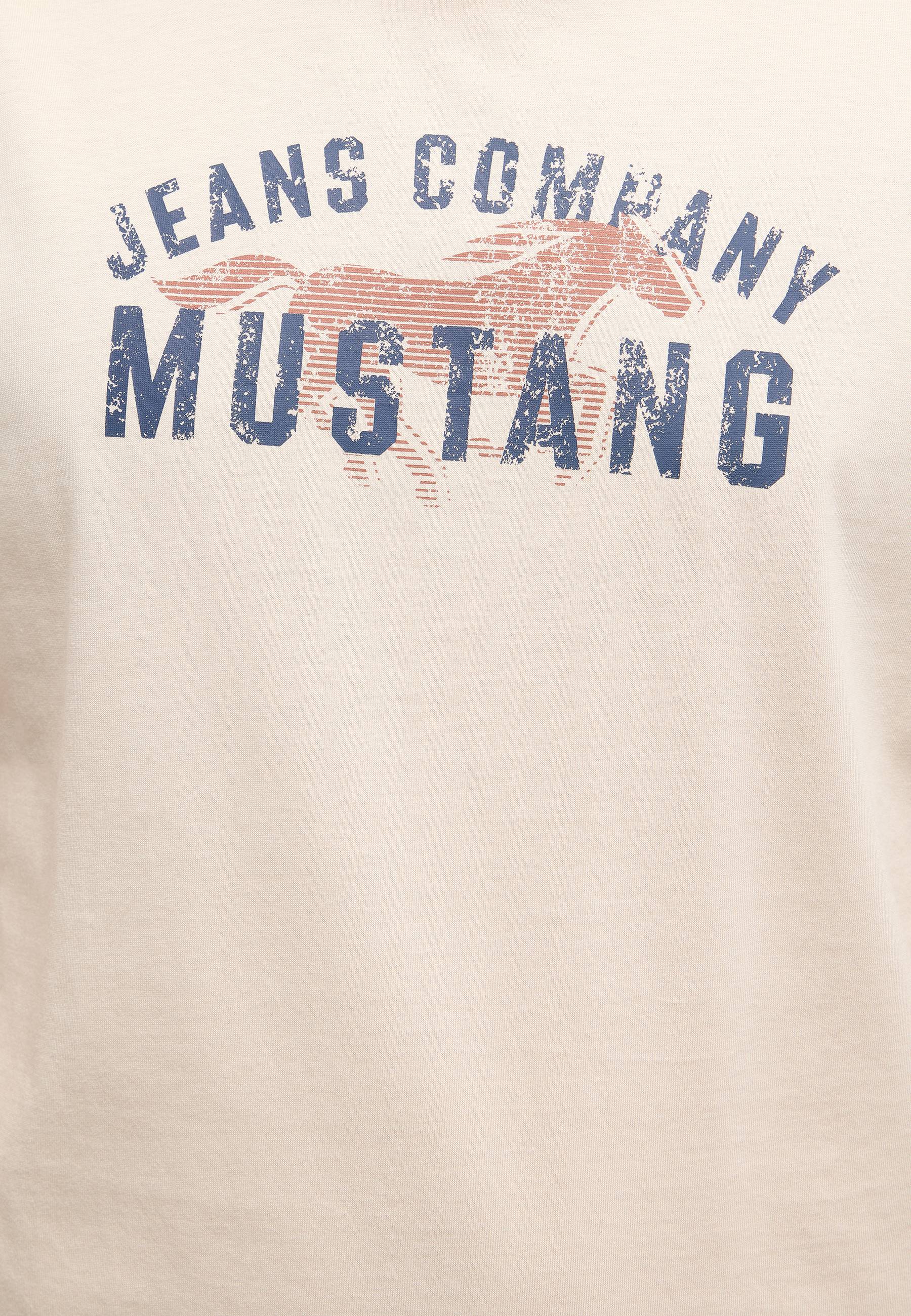 t-shirt, graphic, beige, mustang, jeans