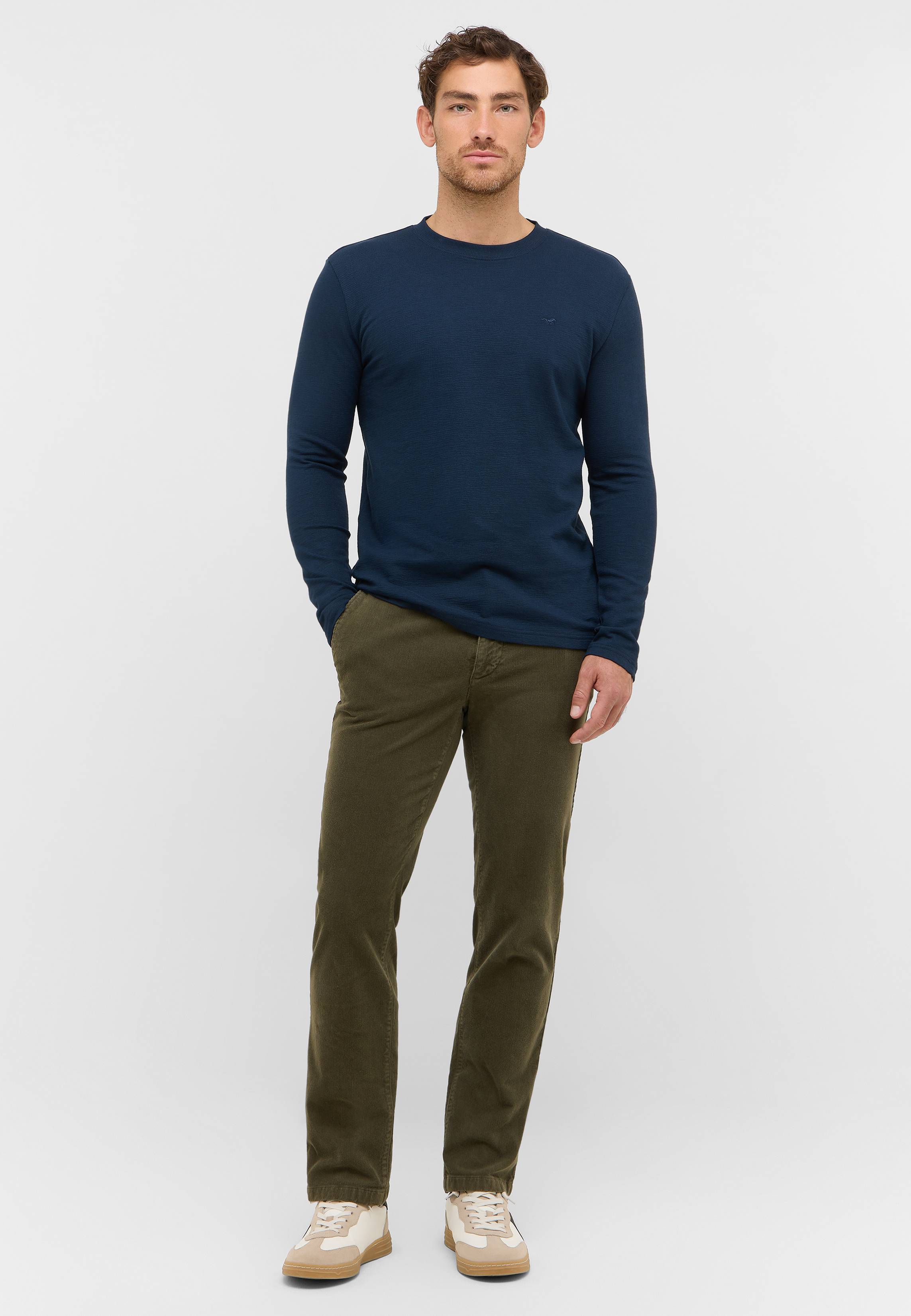 Langarm, Hosen, Erwachsener, Mann, Person