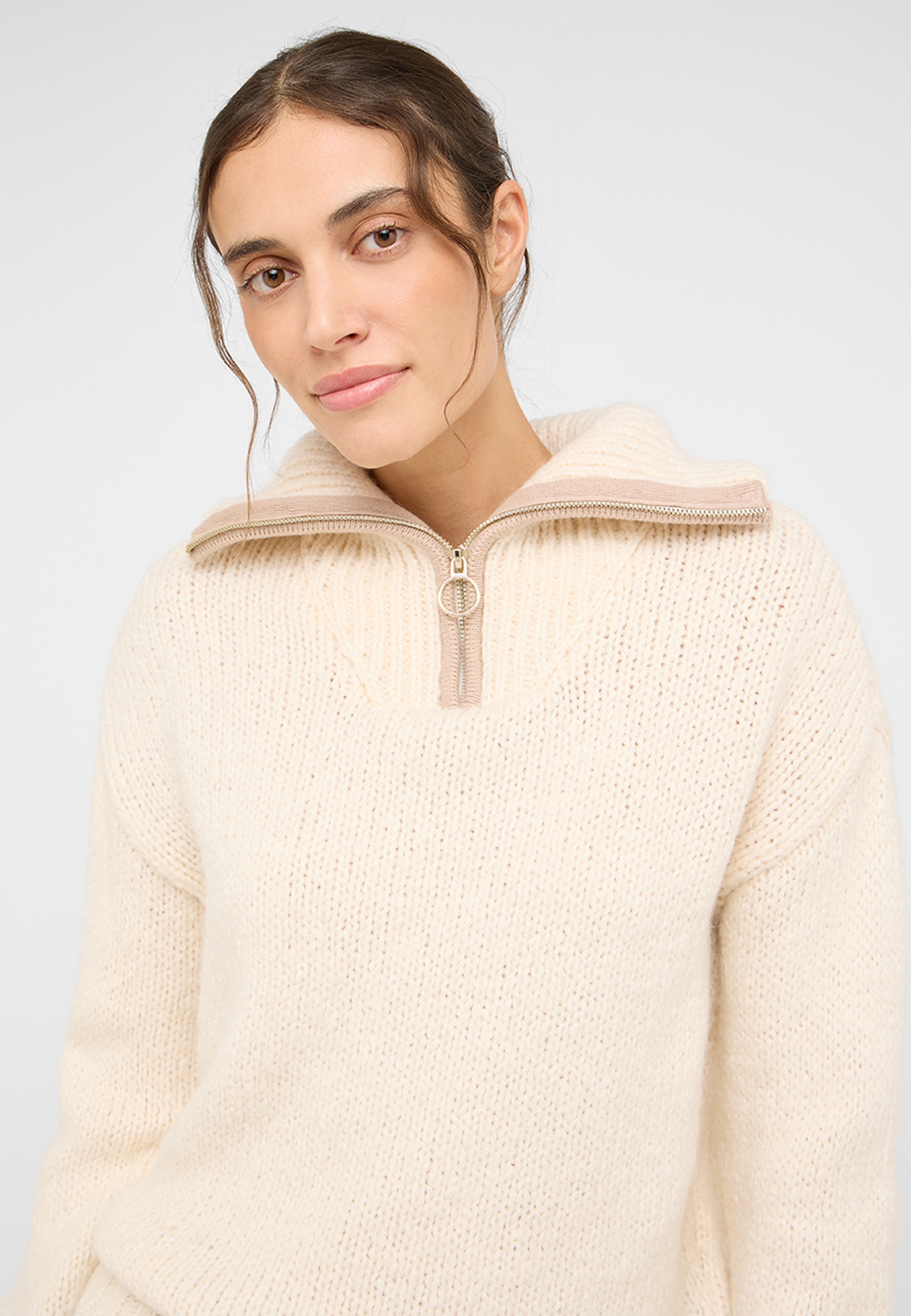 Strickwaren, Pullover, Sweatshirt, Kapuzenpulli, Person