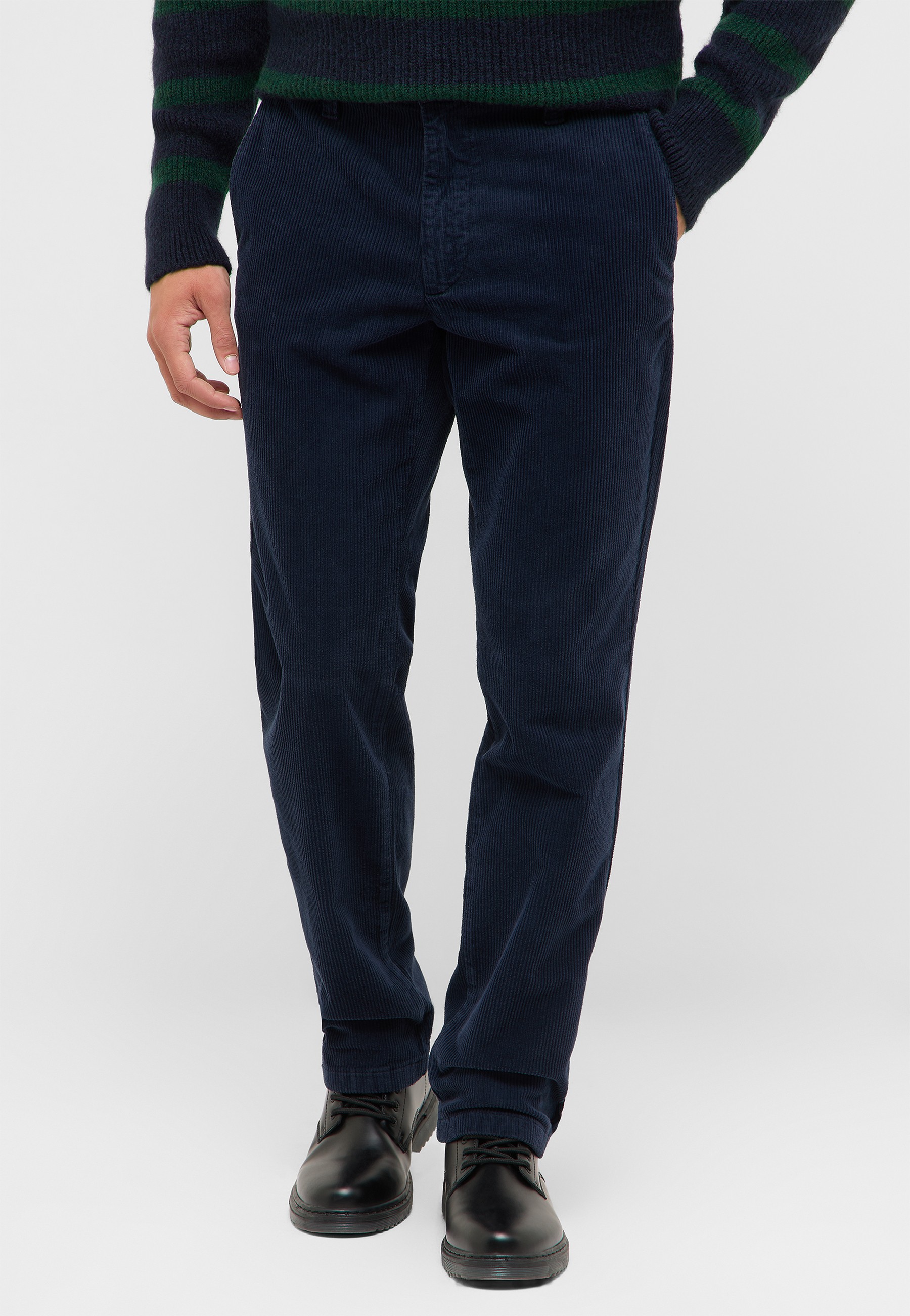 Hose Style Tramper Chino Cord