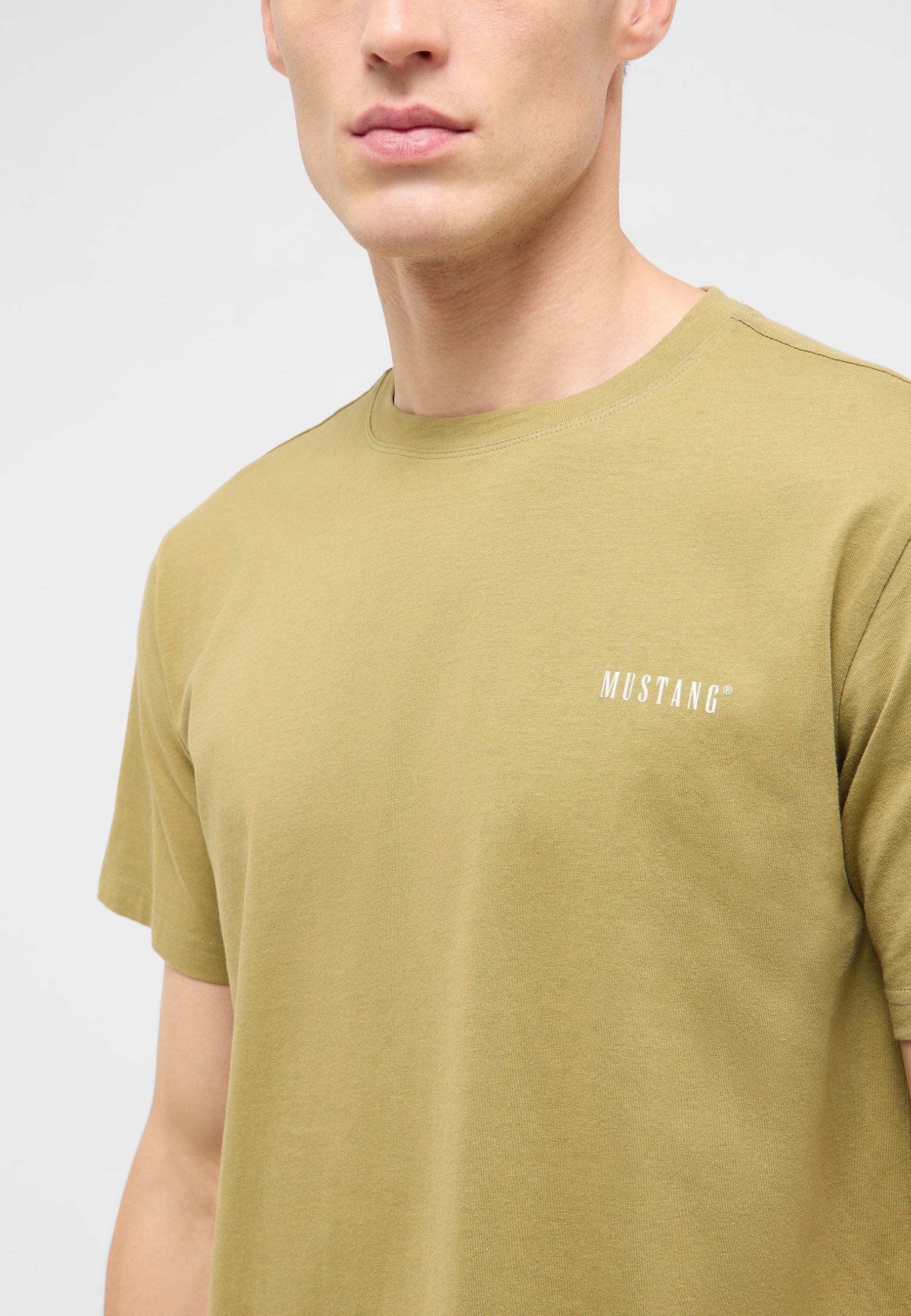 T-Shirt, Rundhals, Kurzarm, Olivgrün, Mustang Logo