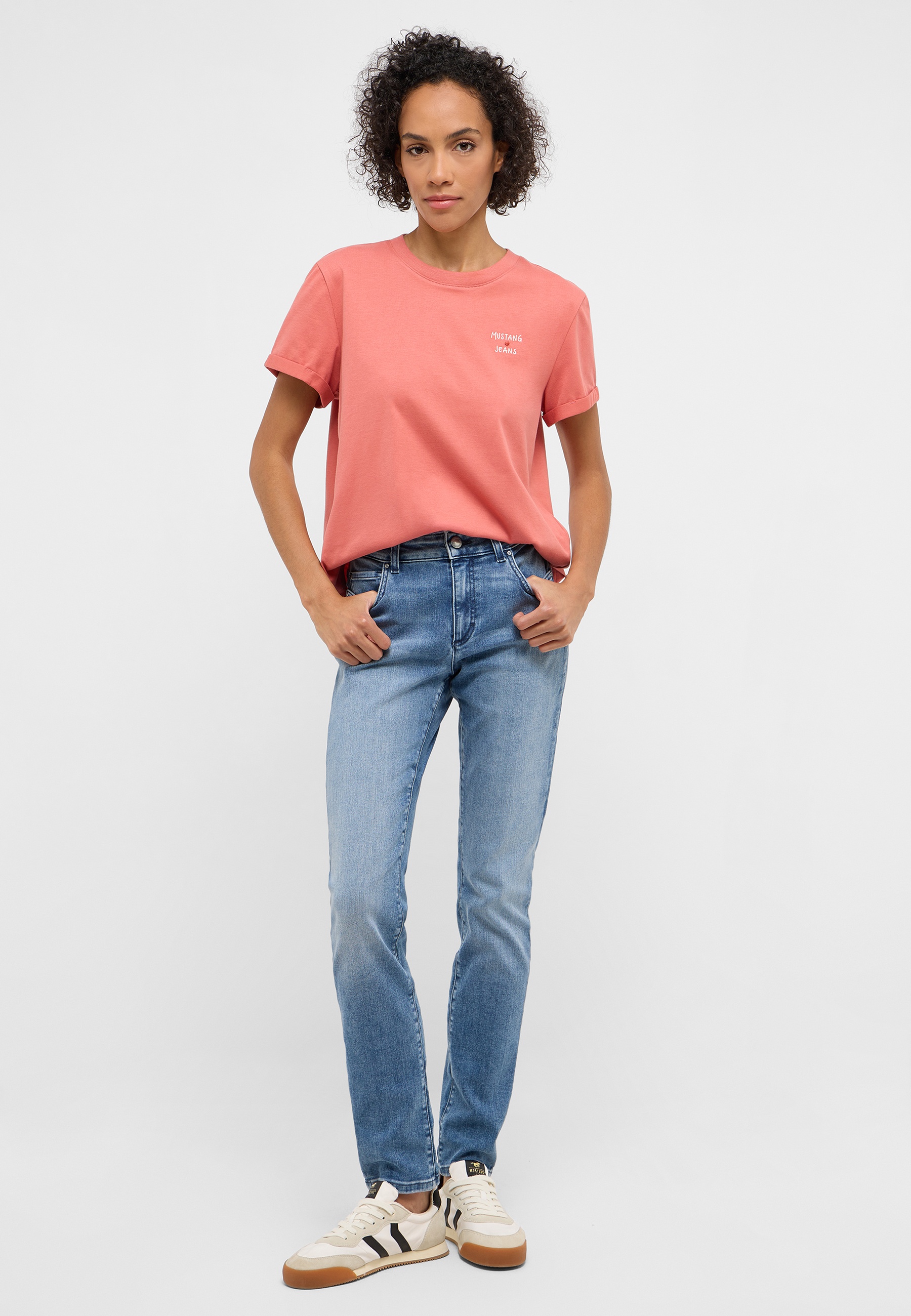 Bekleidung, Hosen, Jeanshose, Person, T-shirt