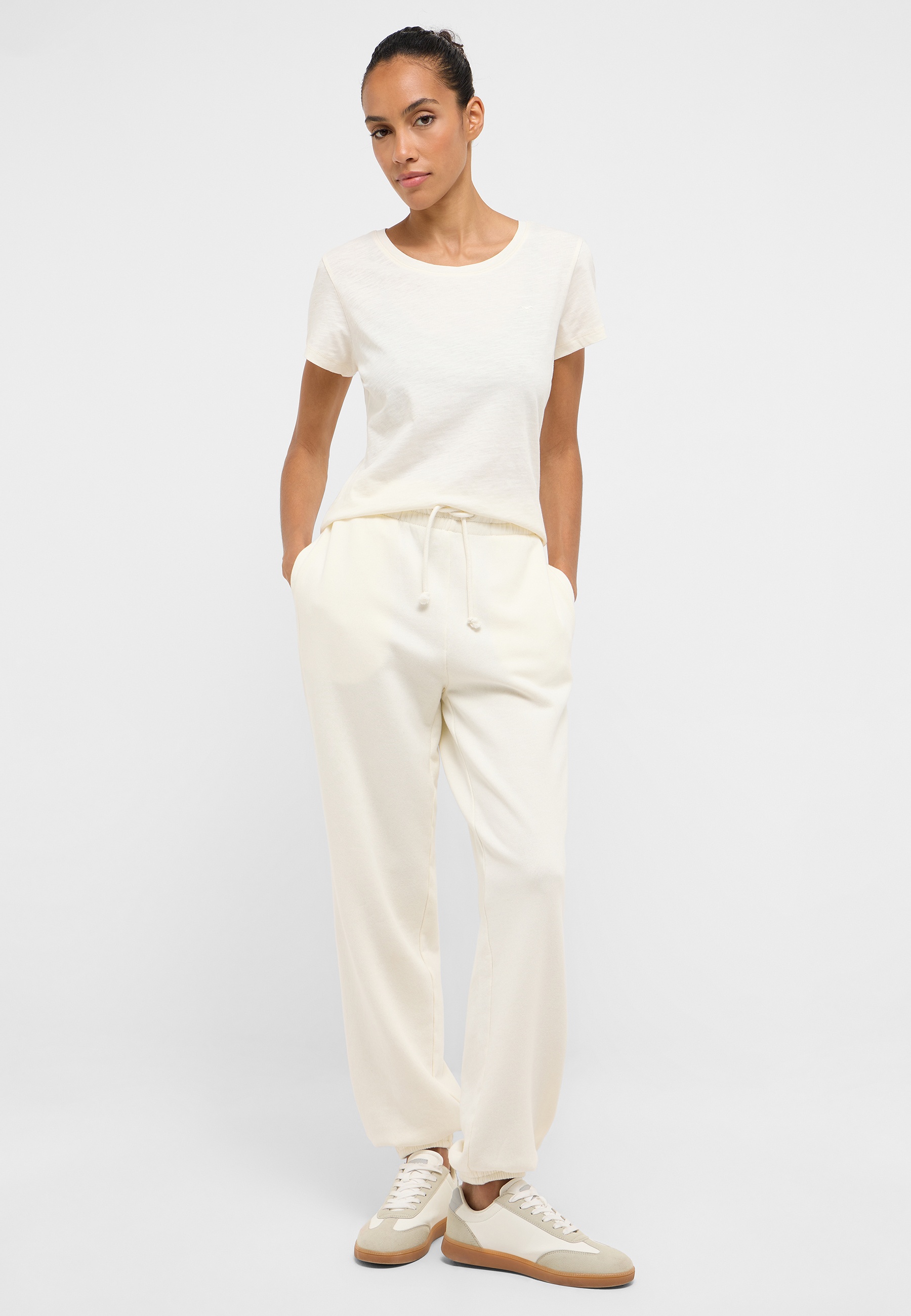 Bluse, Kleidung, Hosen, Person, Leinen