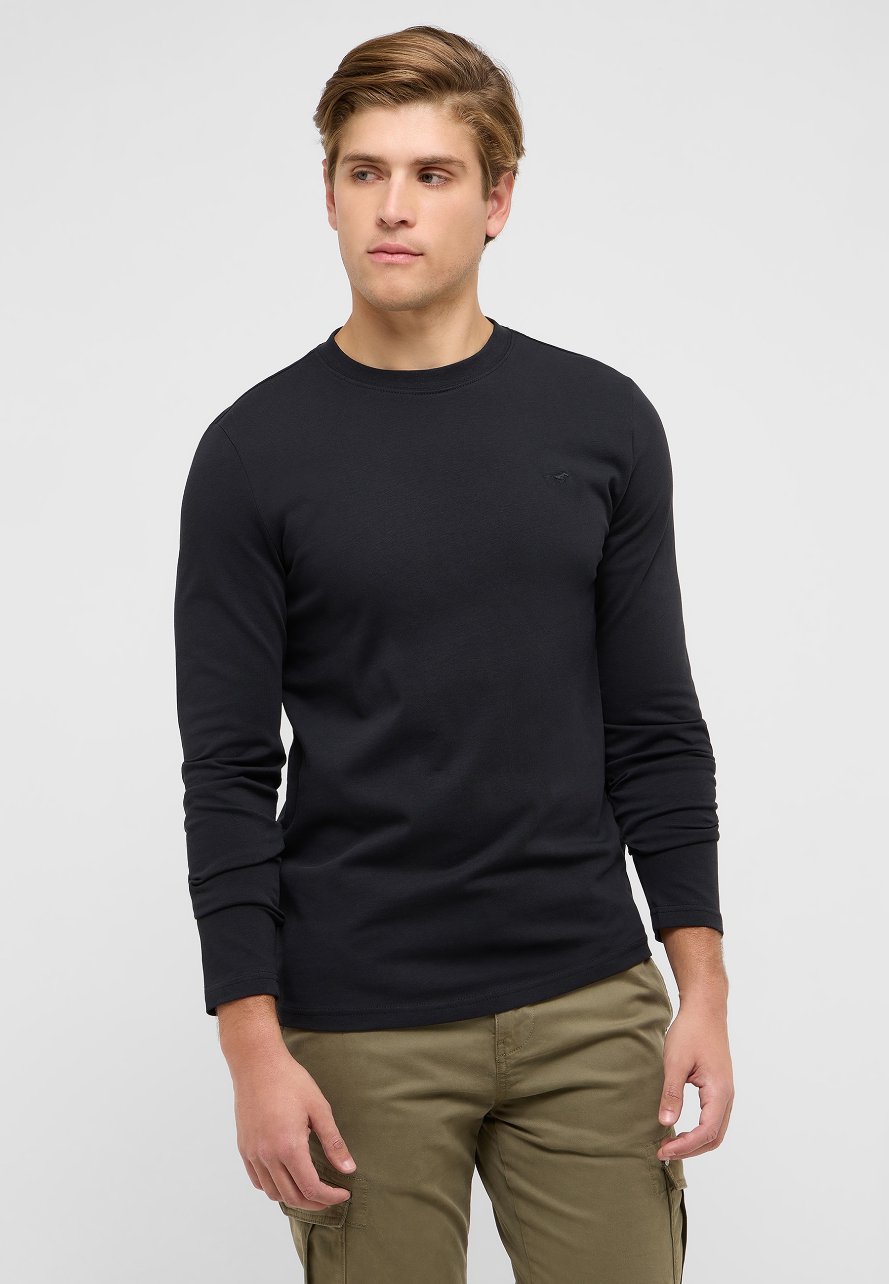 Langarm, Ärmel, Erwachsener, Mann, Person