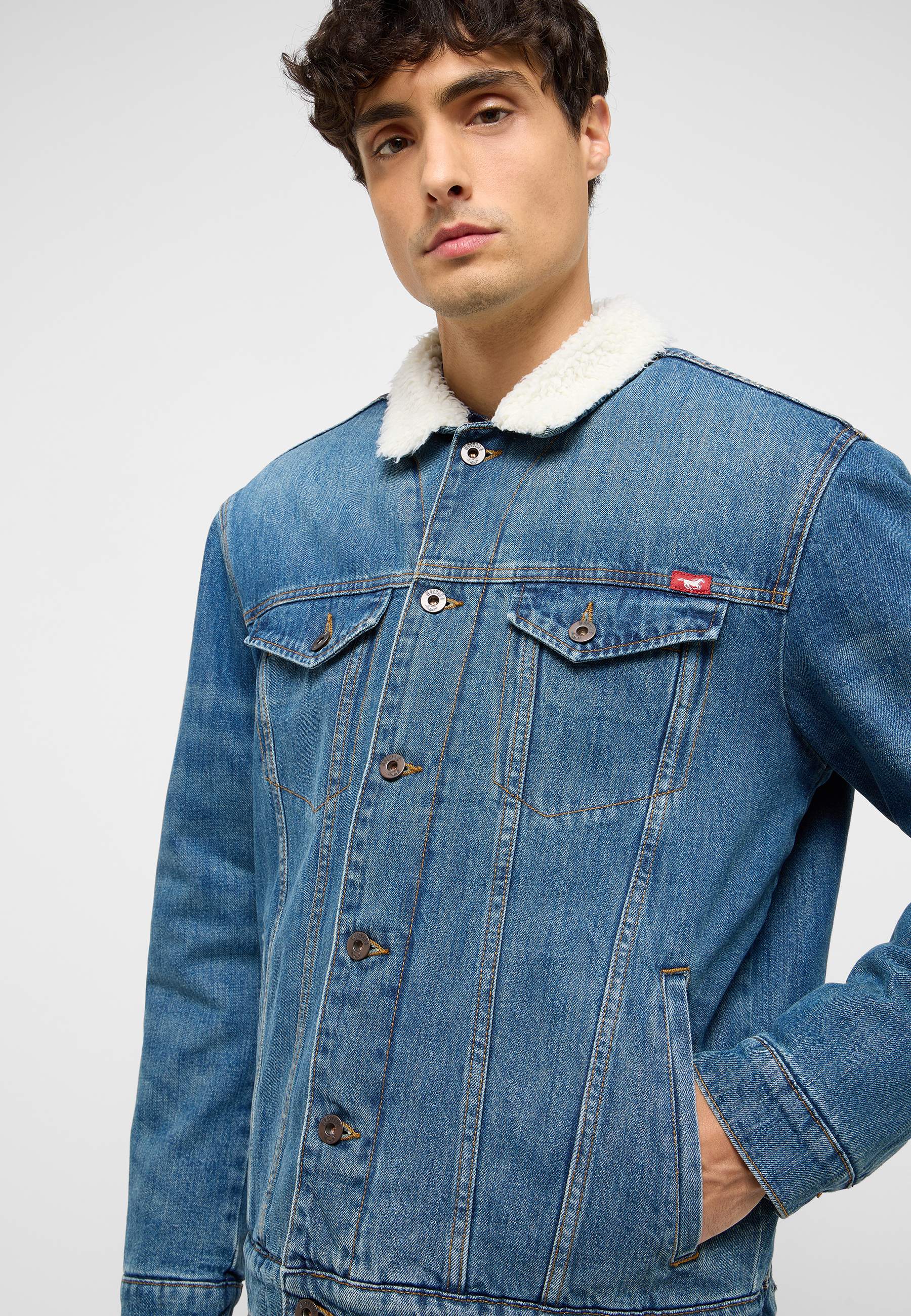 Hosen, Jeans, Weste, Mantel, Jacke