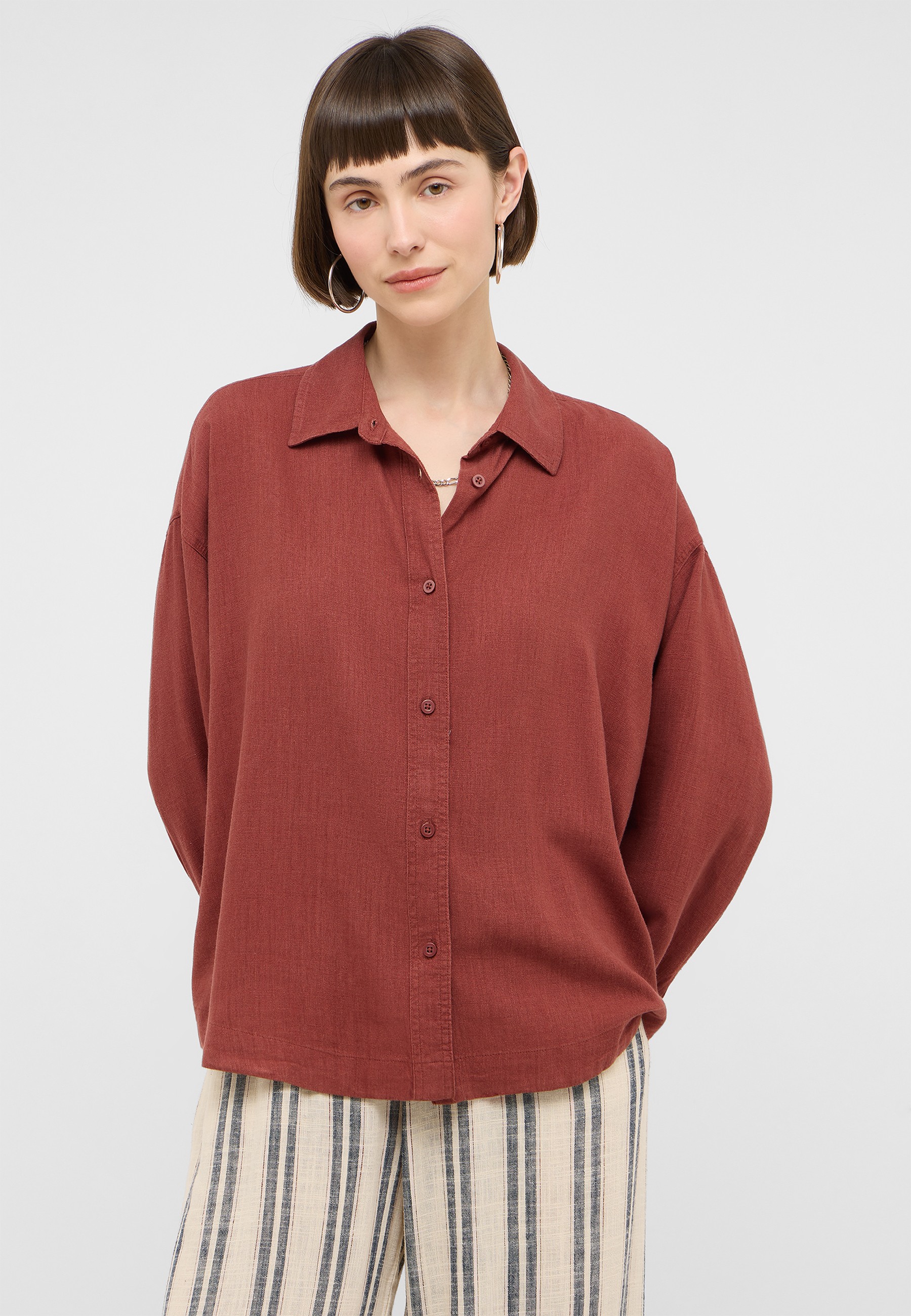 hemdr shirt, burgundy shirt, button-down, linen blend, loose fit