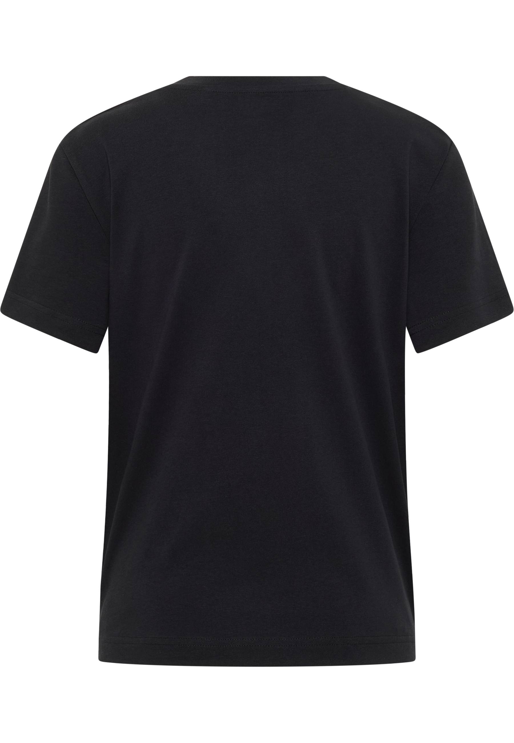 Bekleidung, T-shirt