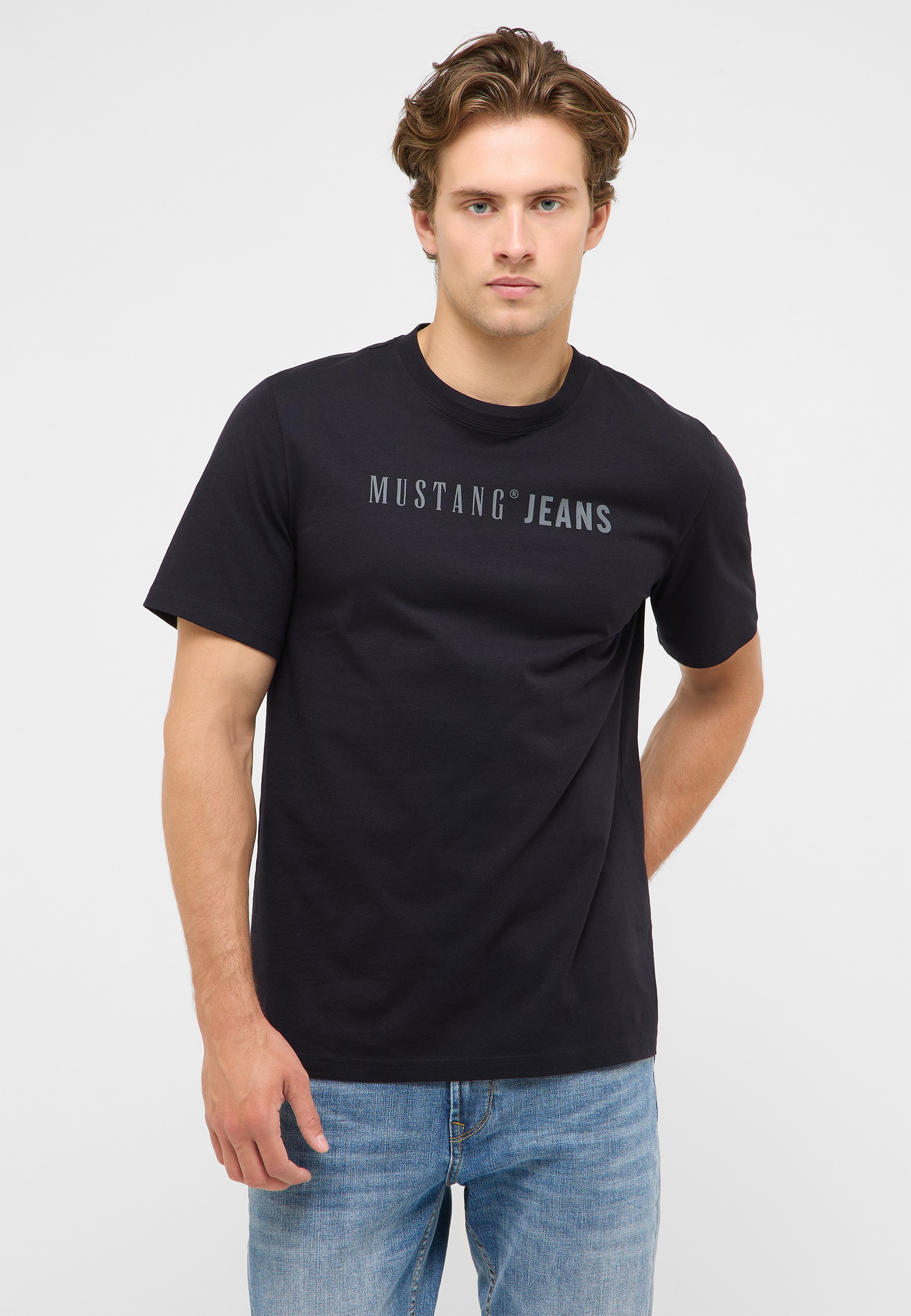 t-shirt, kurzärmelig, schwarz, logo, mustang jeans