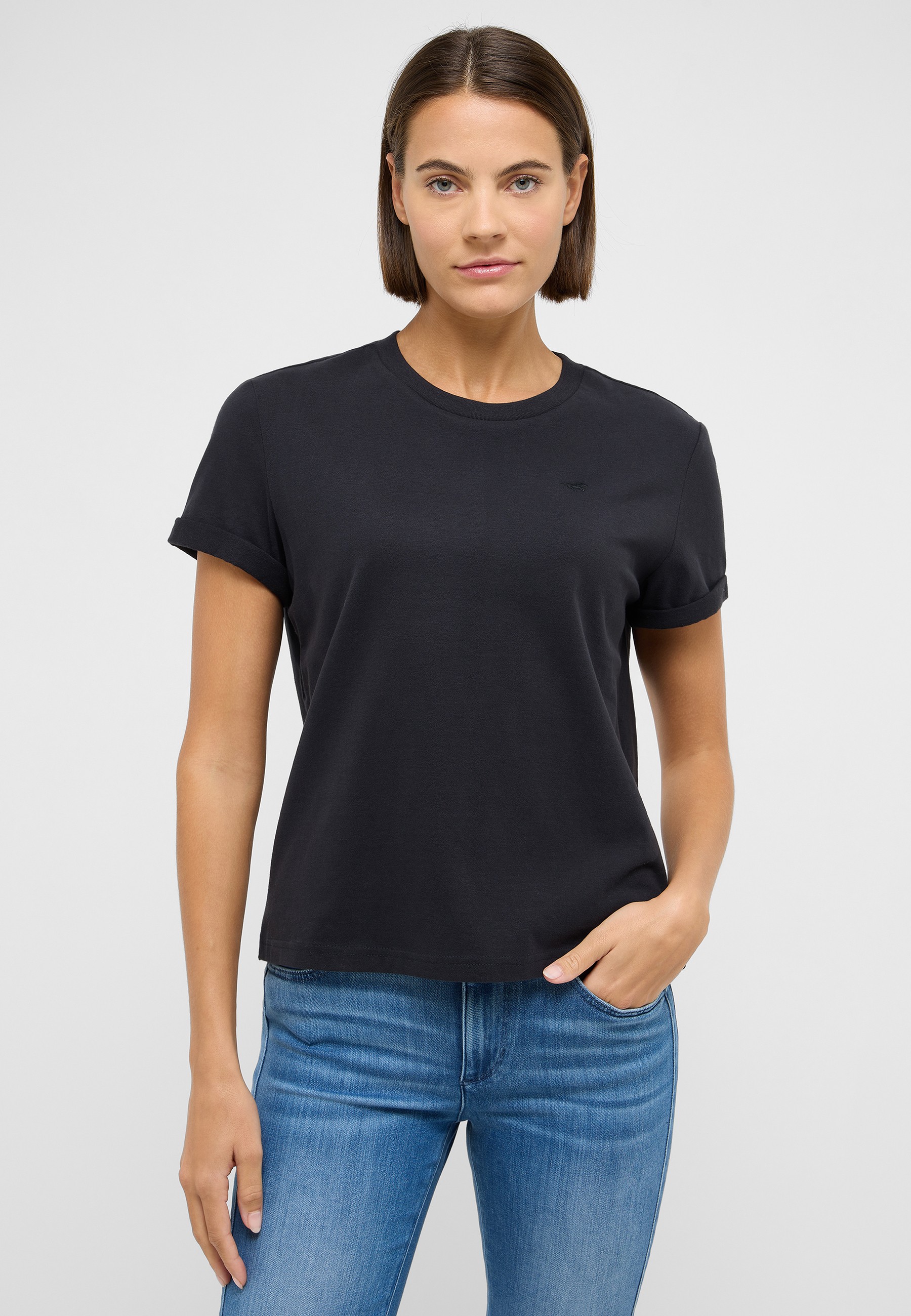 T-shirt, Jeans, Erwachsener, Person, Frau