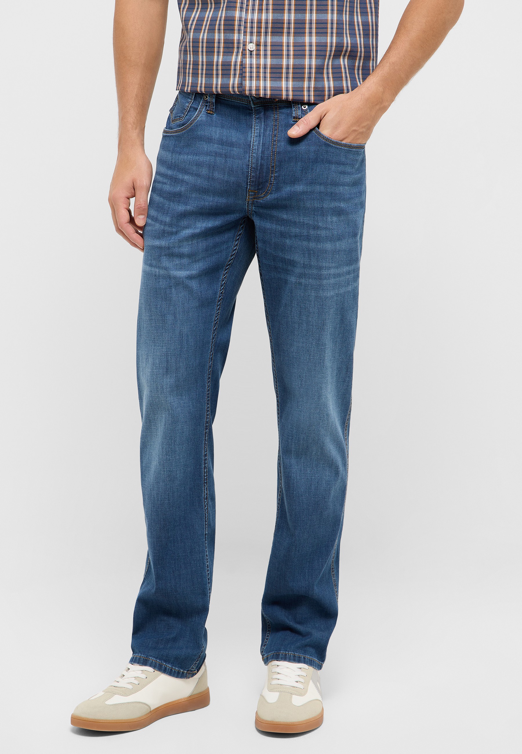 jeans, Denim, gerade geschnitten, blau, Tasche