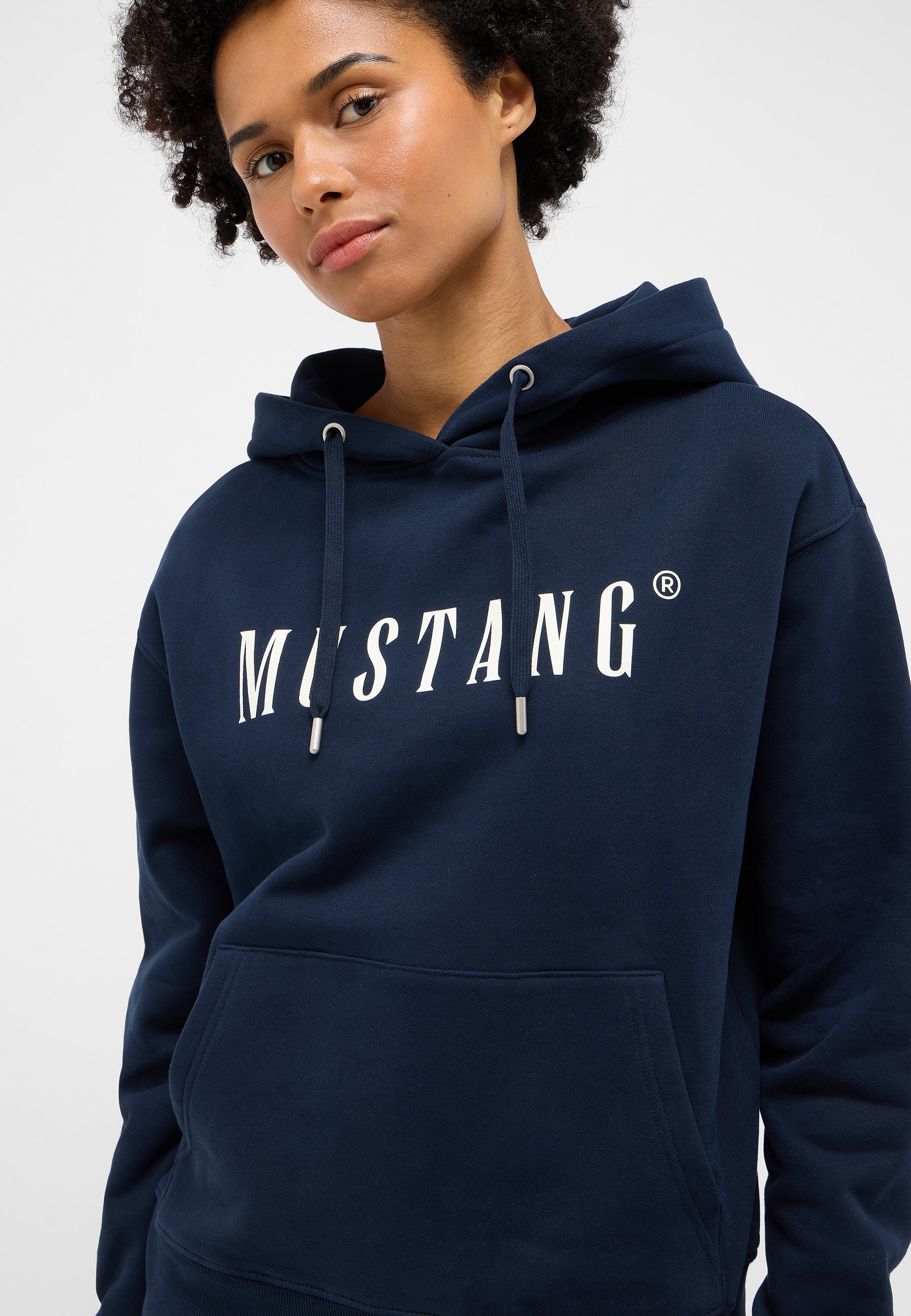 Strickwaren, Pullover, Sweatshirt, Kapuzenpulli, Fleece