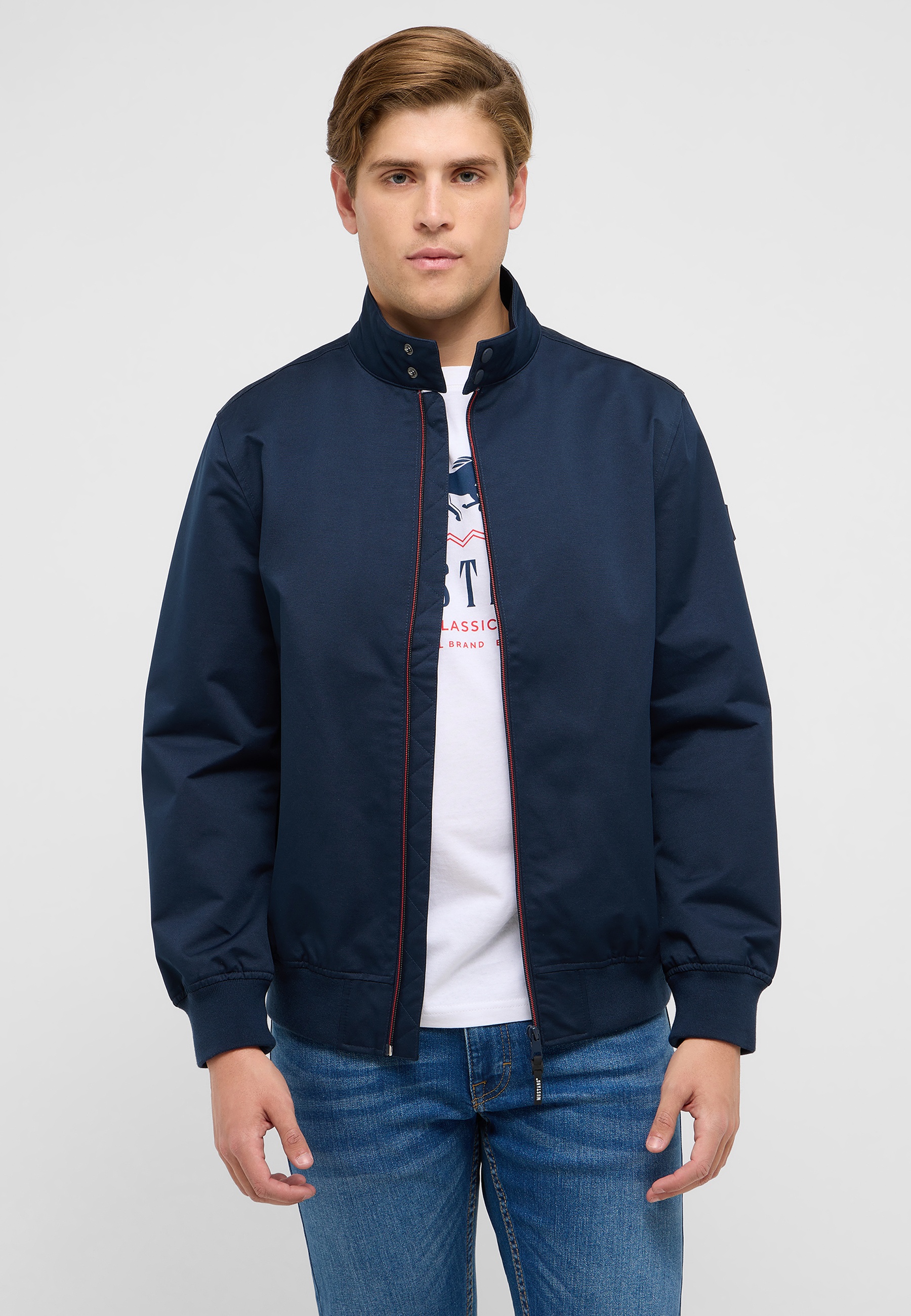 Mantel, Jacke, Blazer, Jeanshose, Person