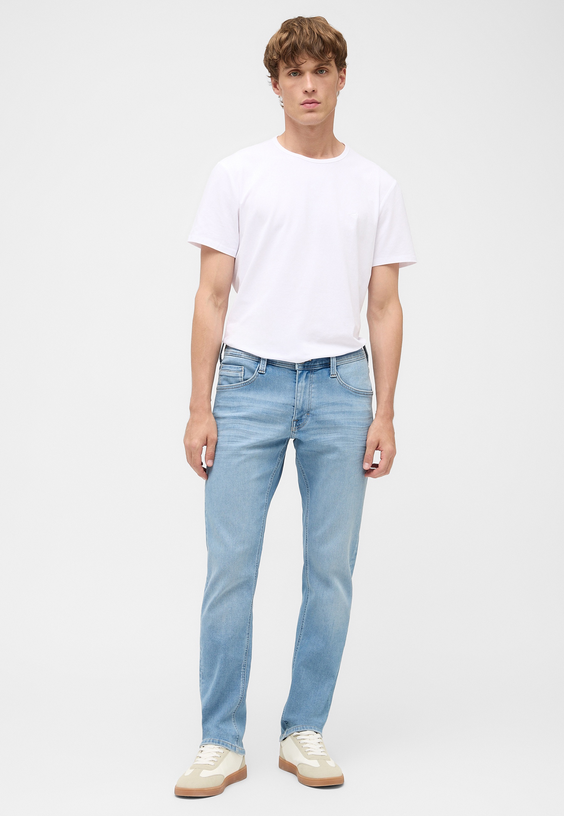 Jeans Style Oregon Slim K Hosen, Jeans, T-shirt, Person, Stehend