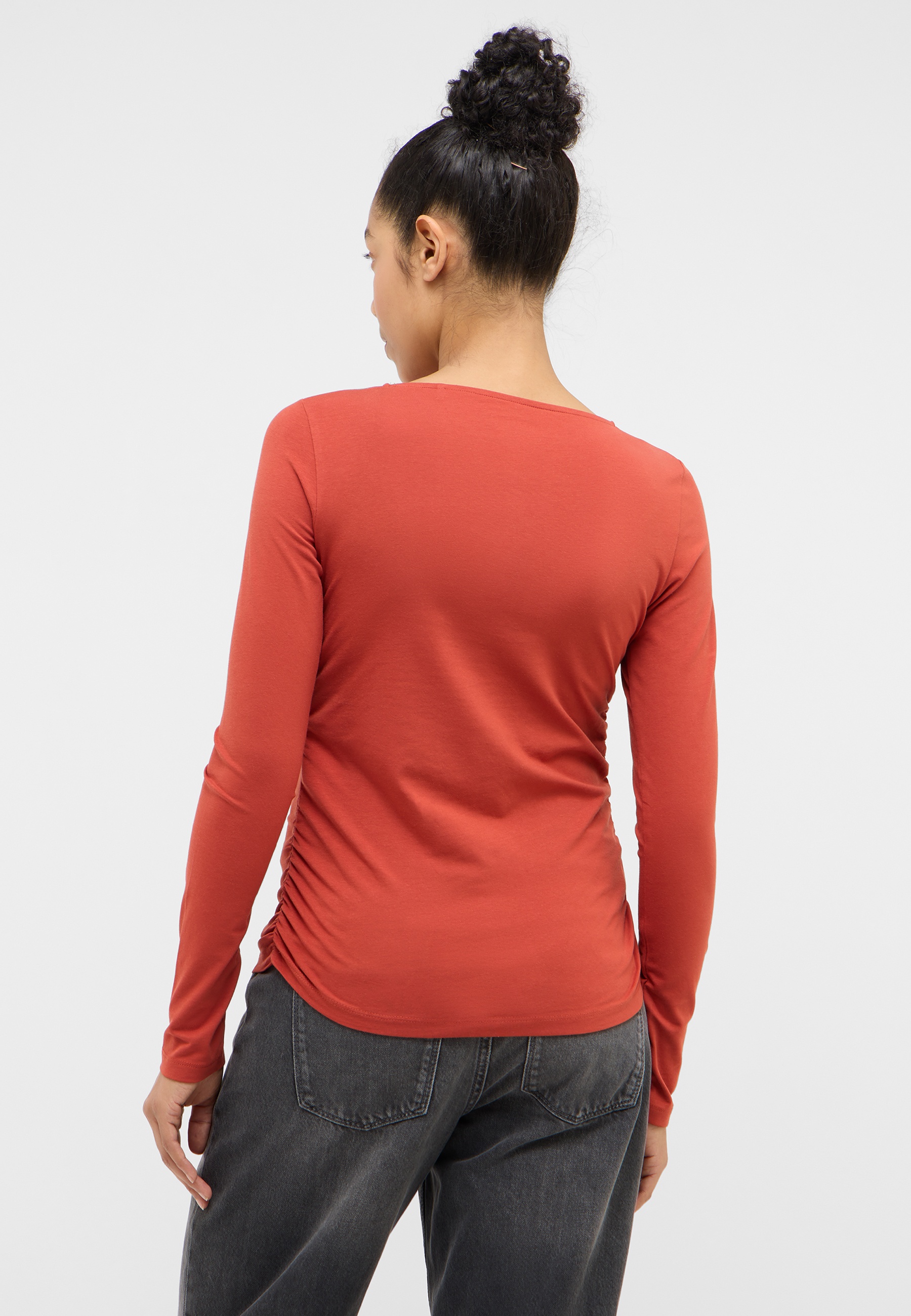 Bekleidung, Langarm, Ärmel, Jeans, Person