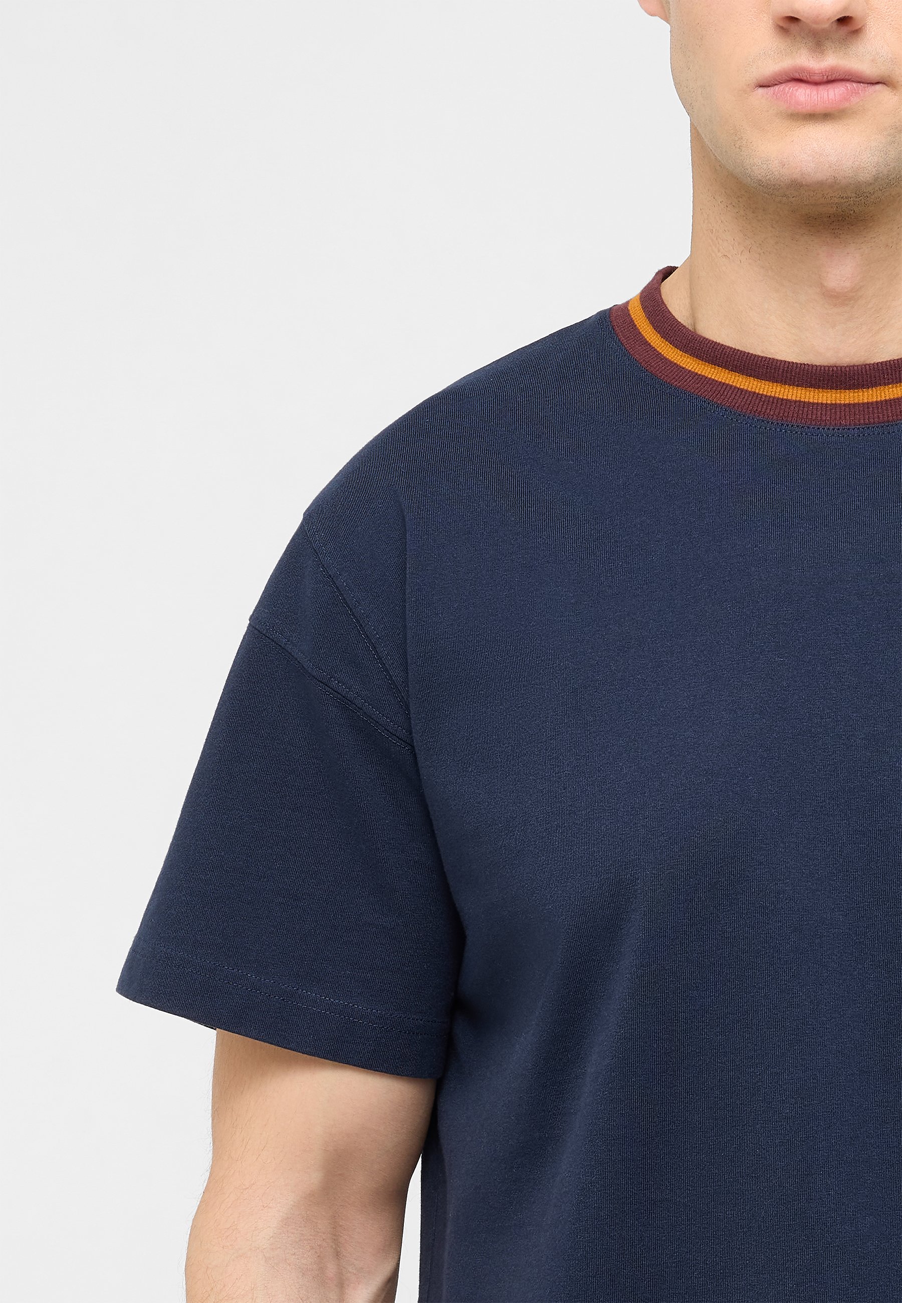 T-Shirt Style Akron