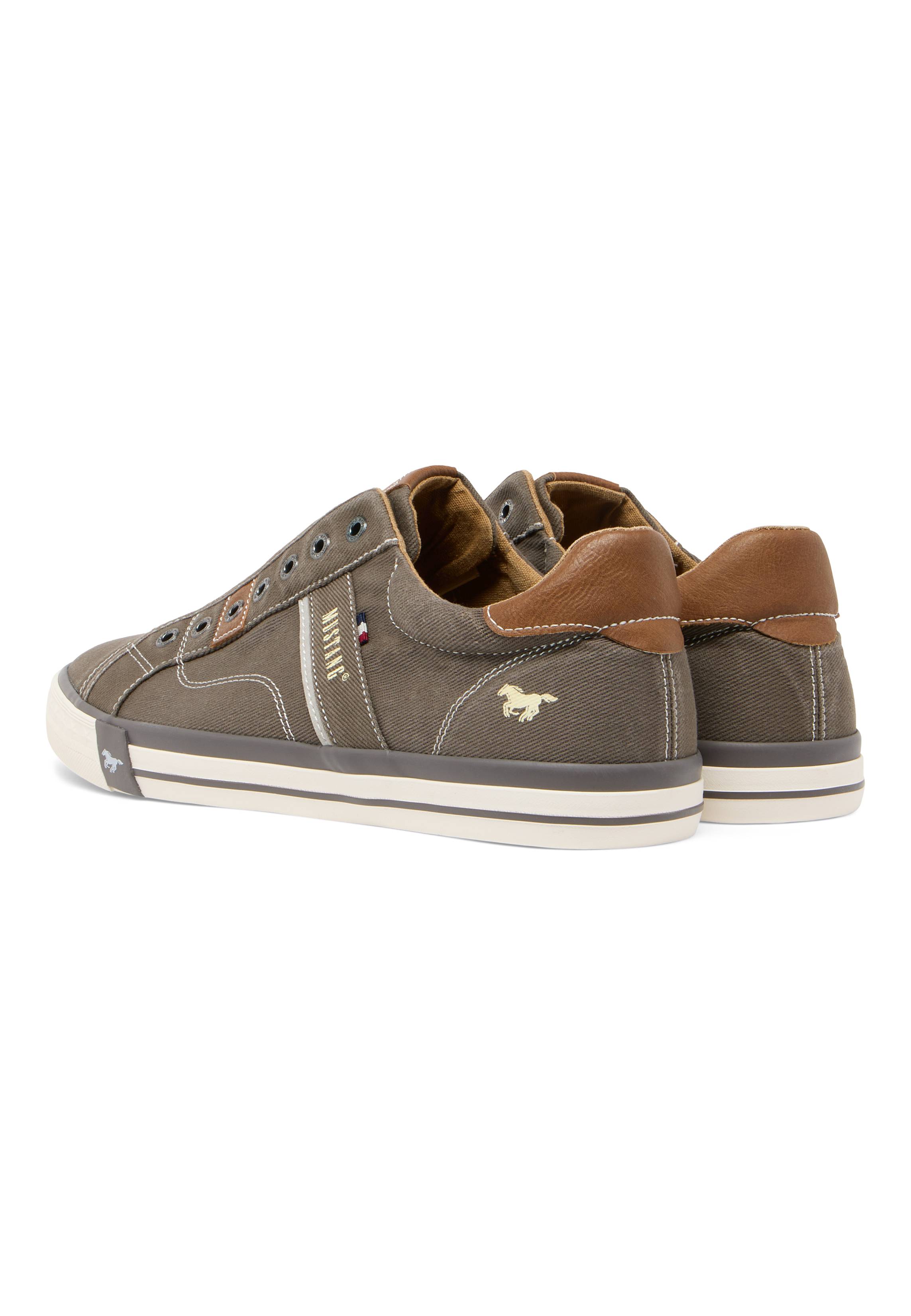 Bekleidung, Schuhwerk, Schuh, Sneaker, Wildleder