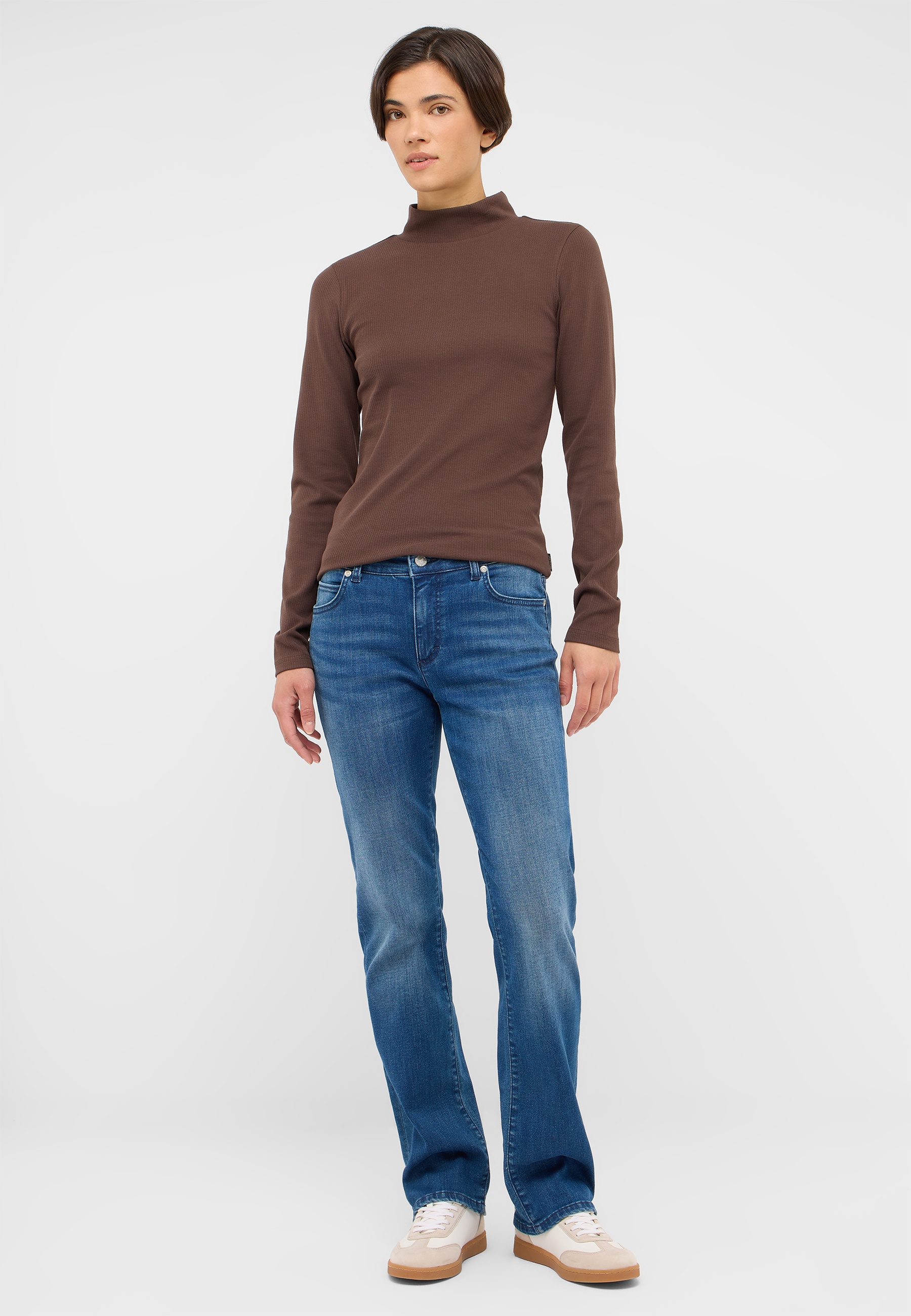 Jeans Style Crosby Relaxed Straight