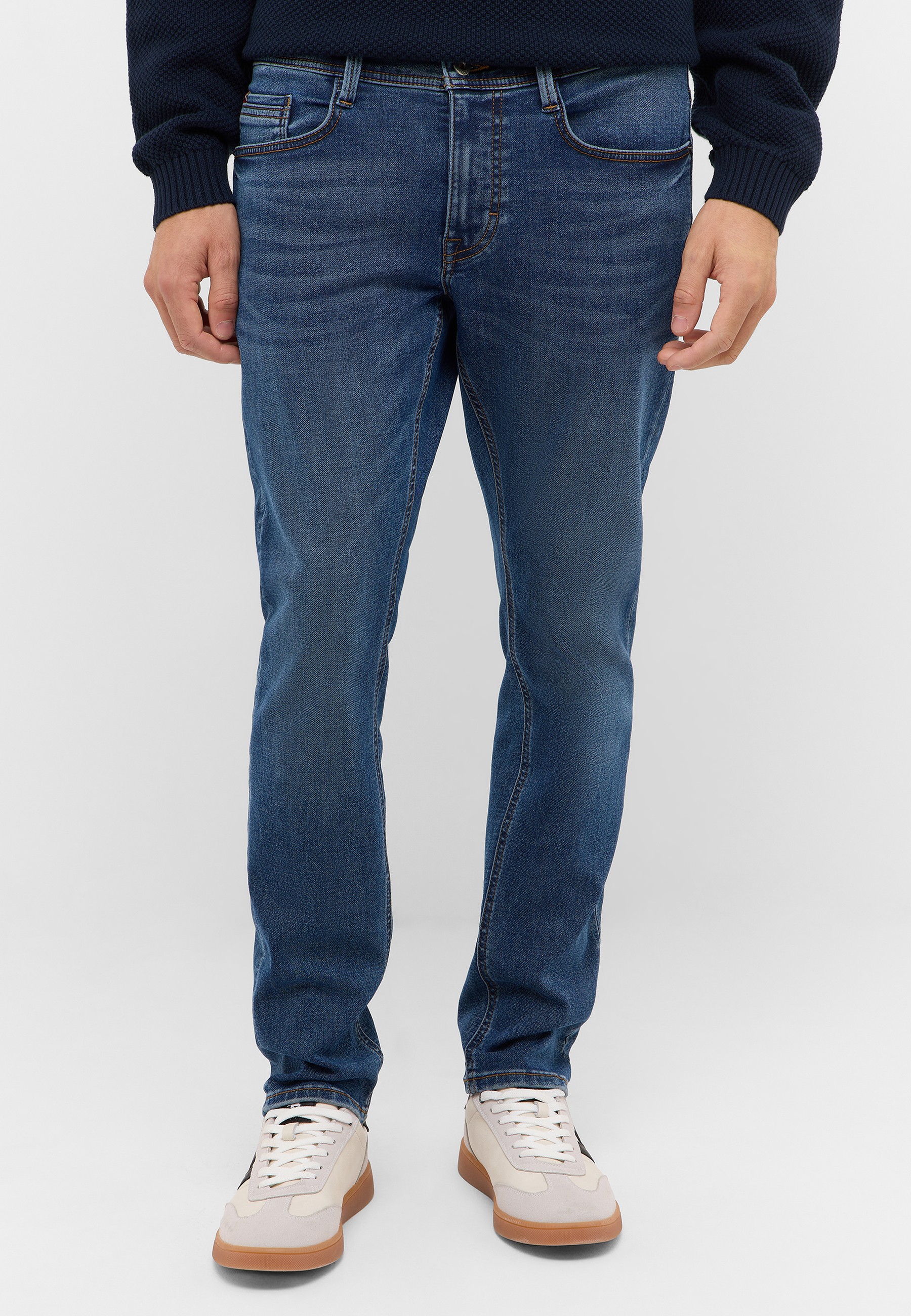 Bekleidung, Hosen, Jeans, Schuh, Person