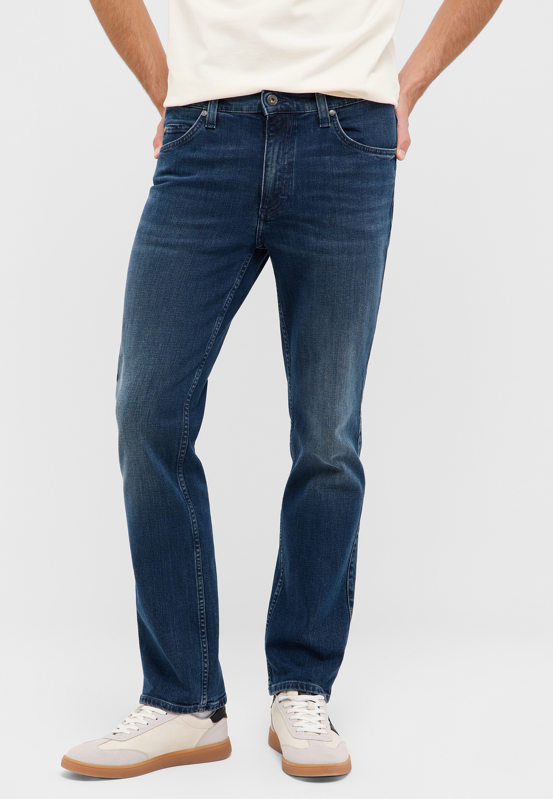 Jeans, Straight leg, Blue denim, Five-pocket, Casual