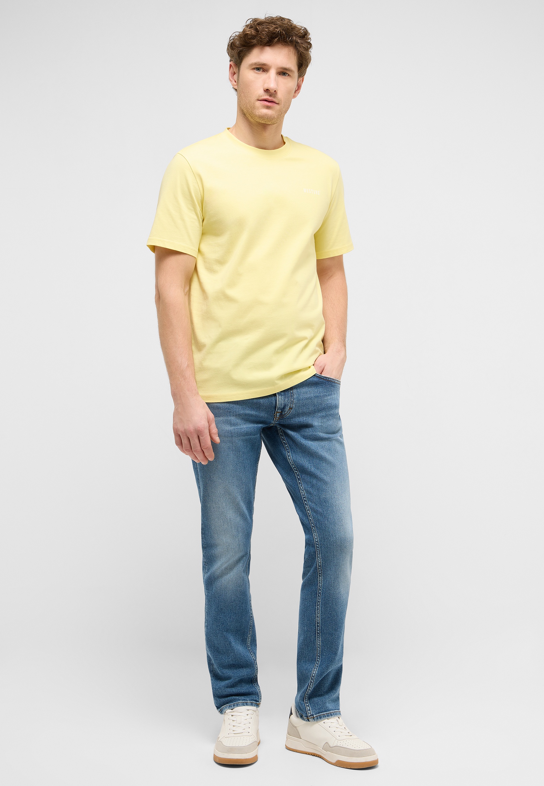 Tee, T-Shirt, Zitrone, Pastellgelb, Casual-Outfit