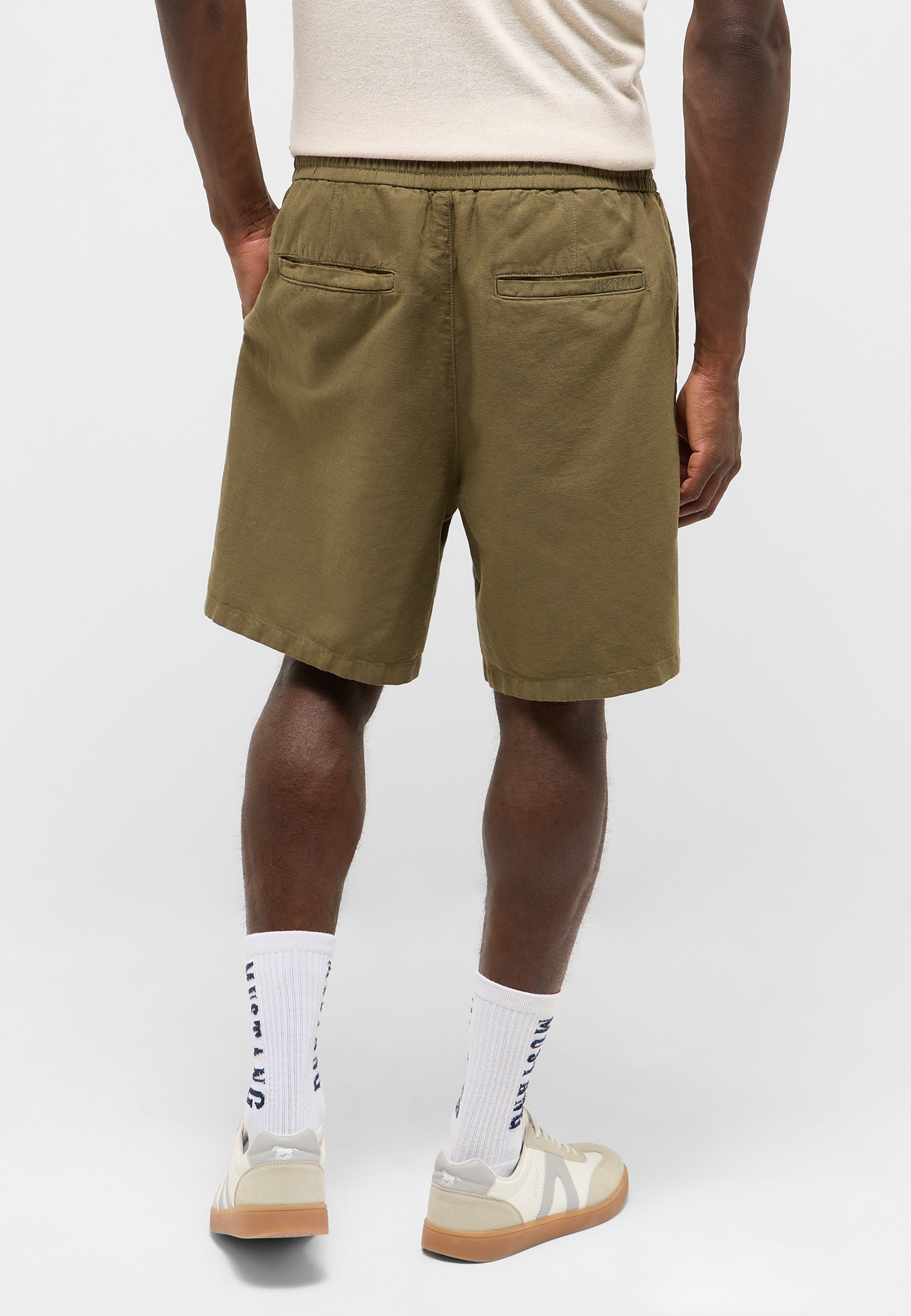 Hose, Shorts, Khaki, Rückensicht, Taschen