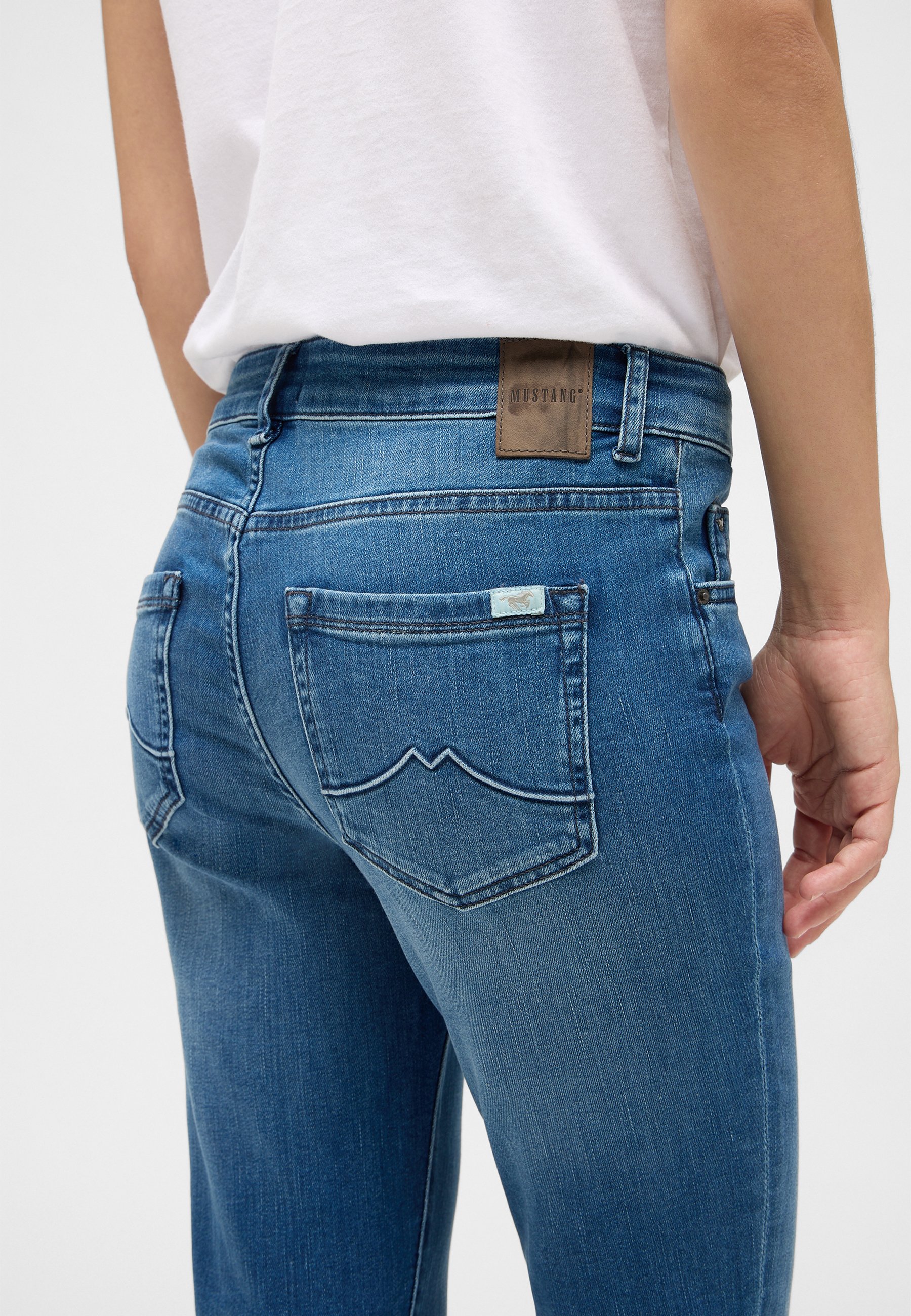 Jeans, Rückenansicht, Blue denim, Rückentasche, Patch-Label