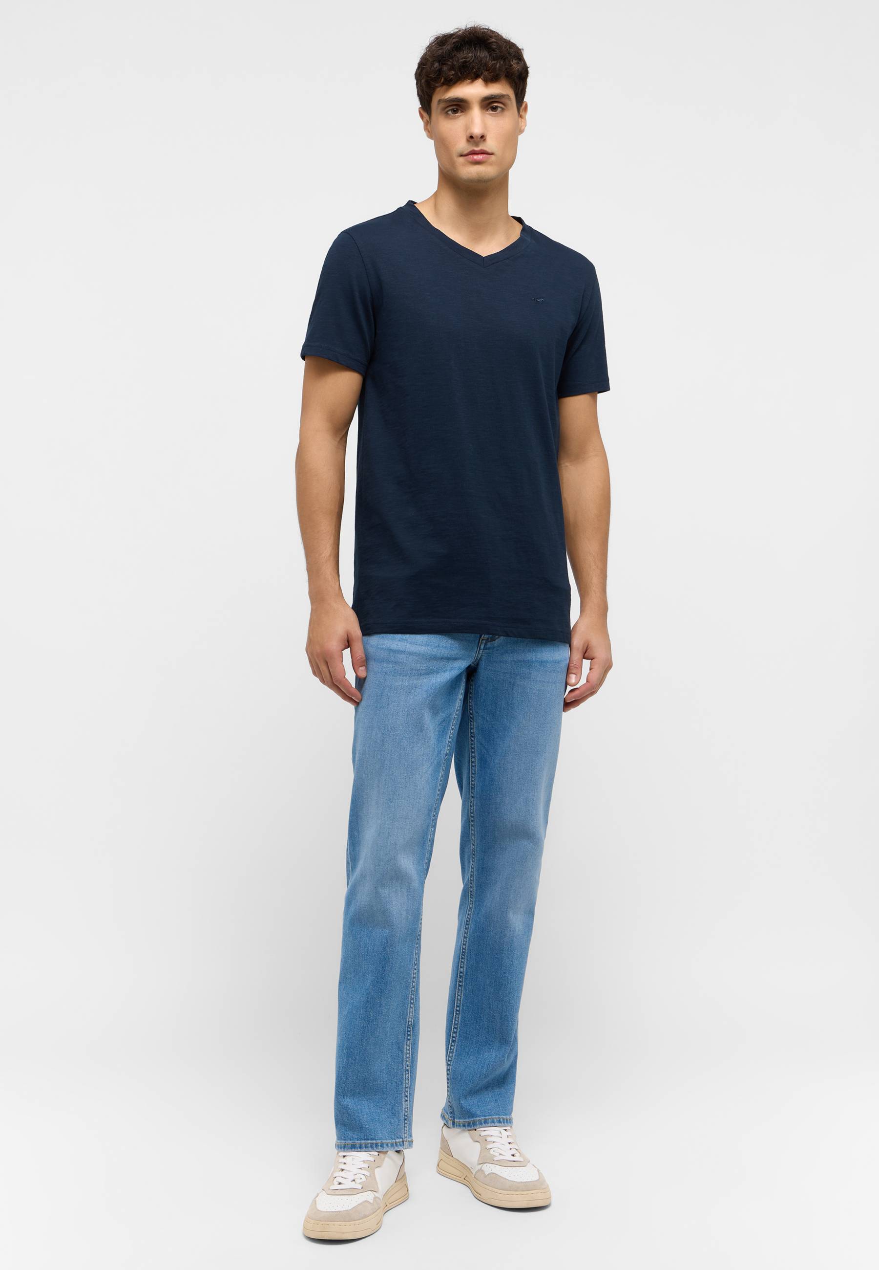 Hosen, T-shirt, Person, Stehend, Jeanshose
