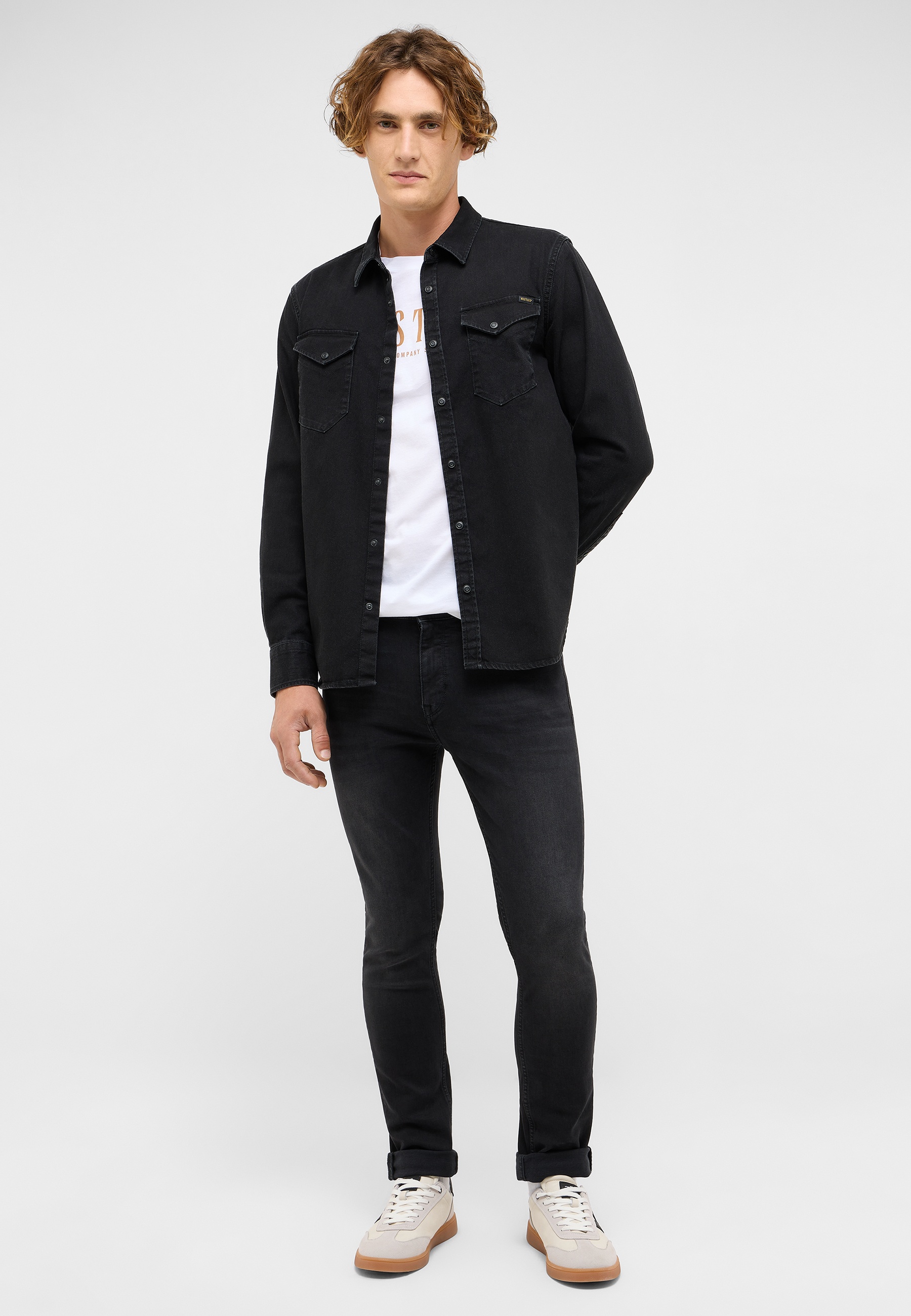 Mantel, Blazer, Jacke, Anzug, Person