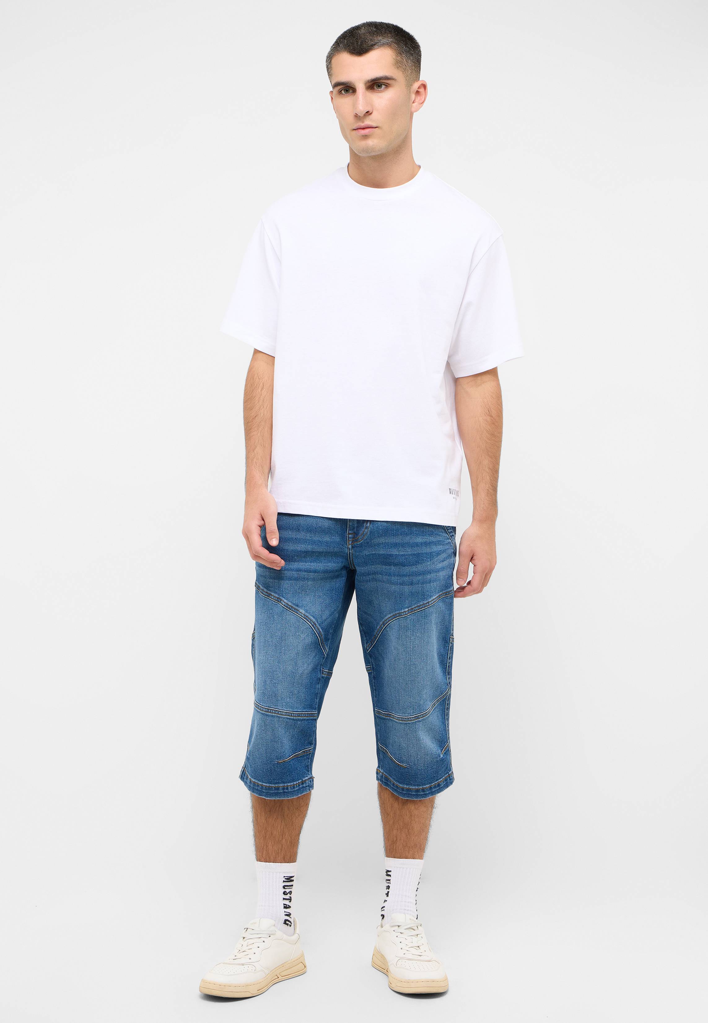 Hosen, Jeans, Erwachsener, Mann, Person