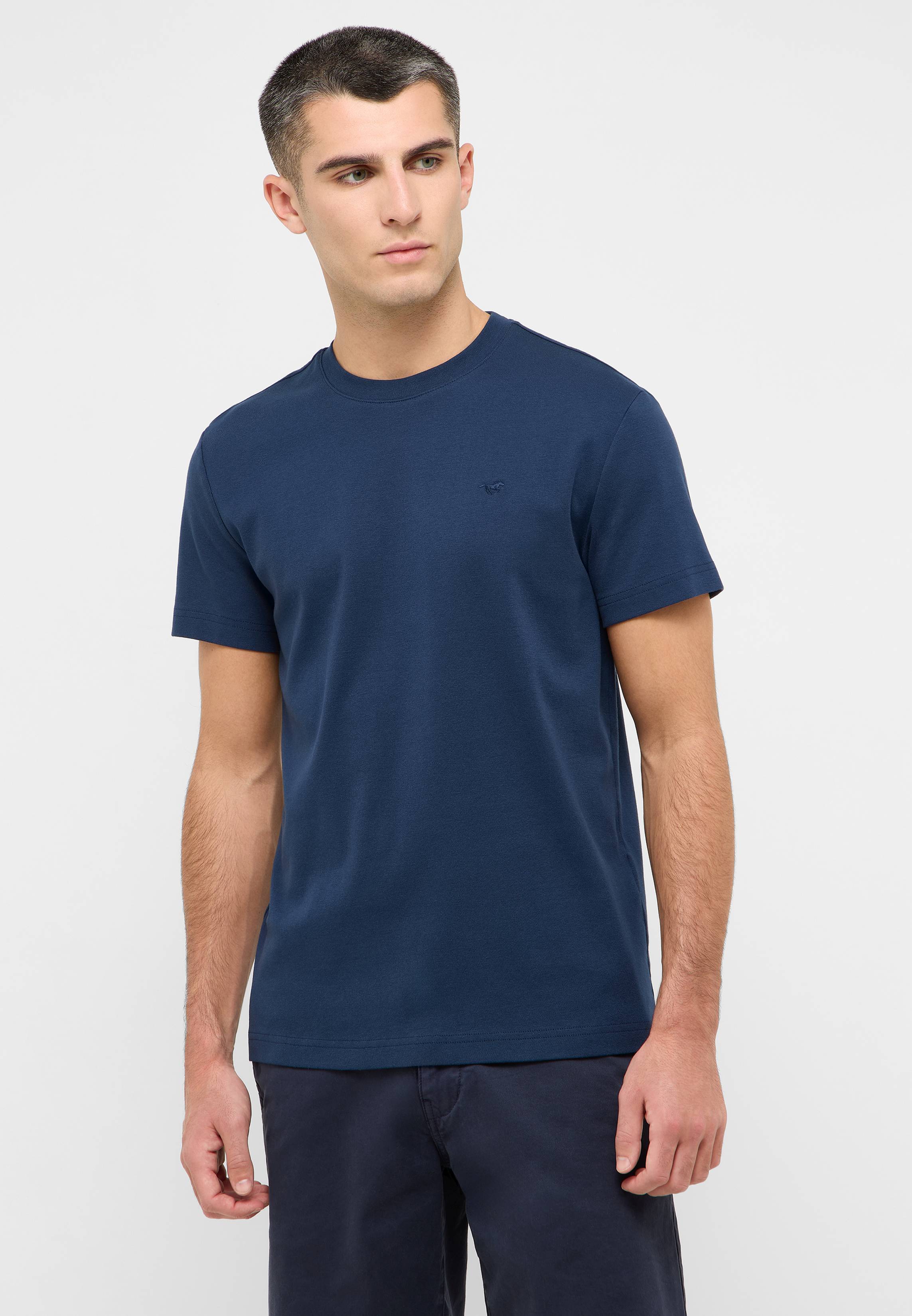 T-shirt, Ärmel, Erwachsener, Mann, Person