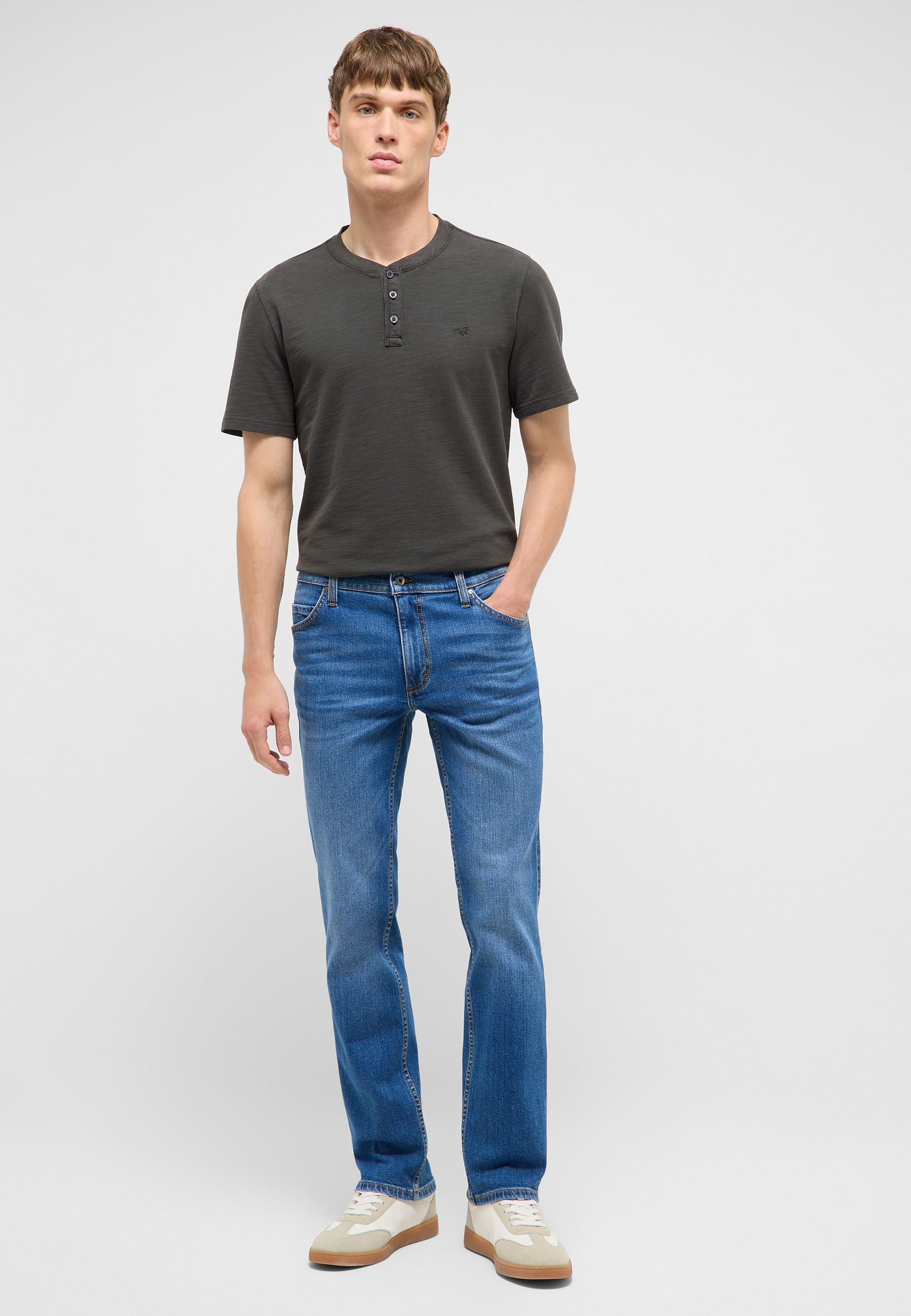 T-Shirt, Henley, Kurzarm, Dunkelgrau, Jeans