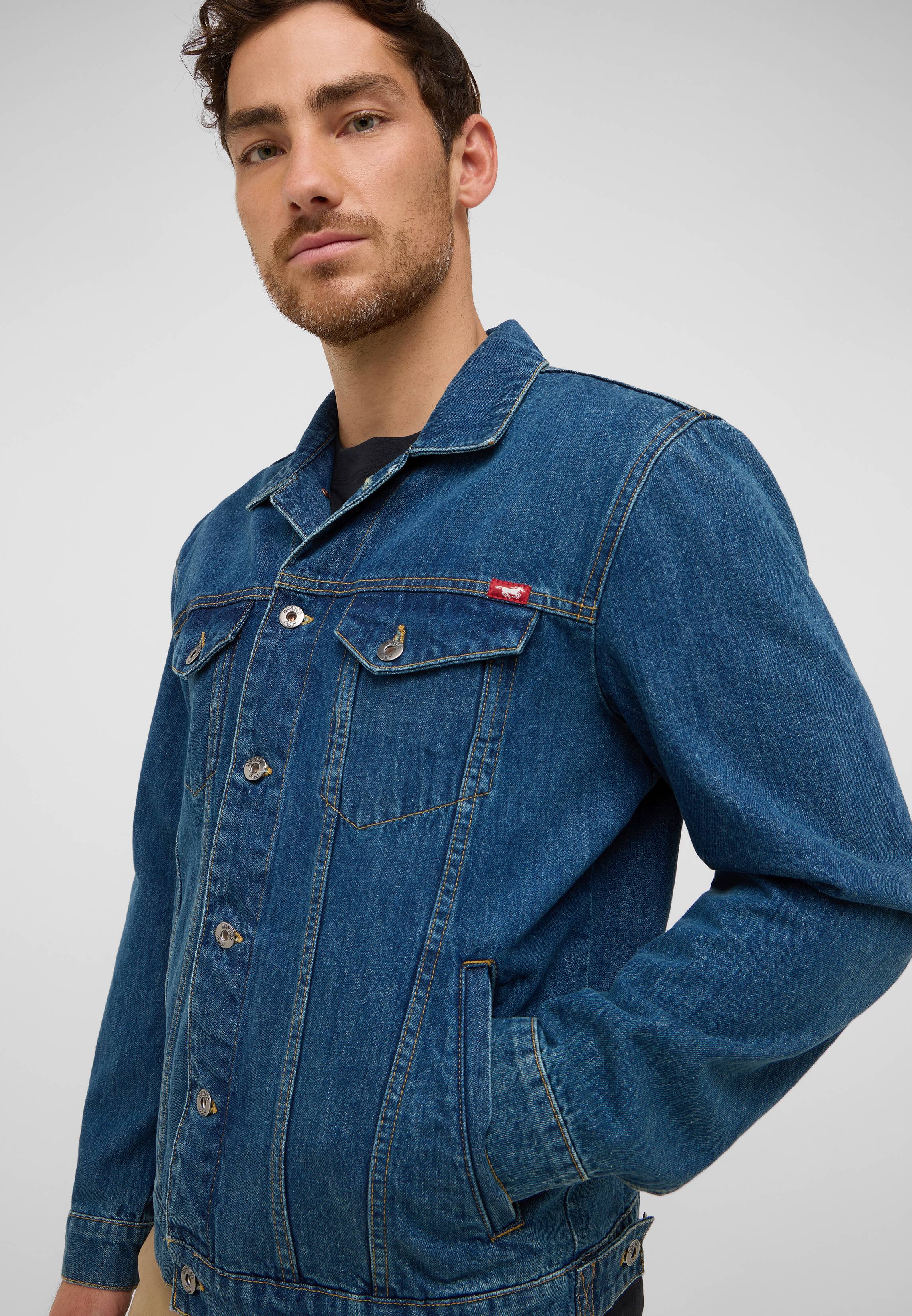 Hosen, Jeans, Mantel, Weste, Person