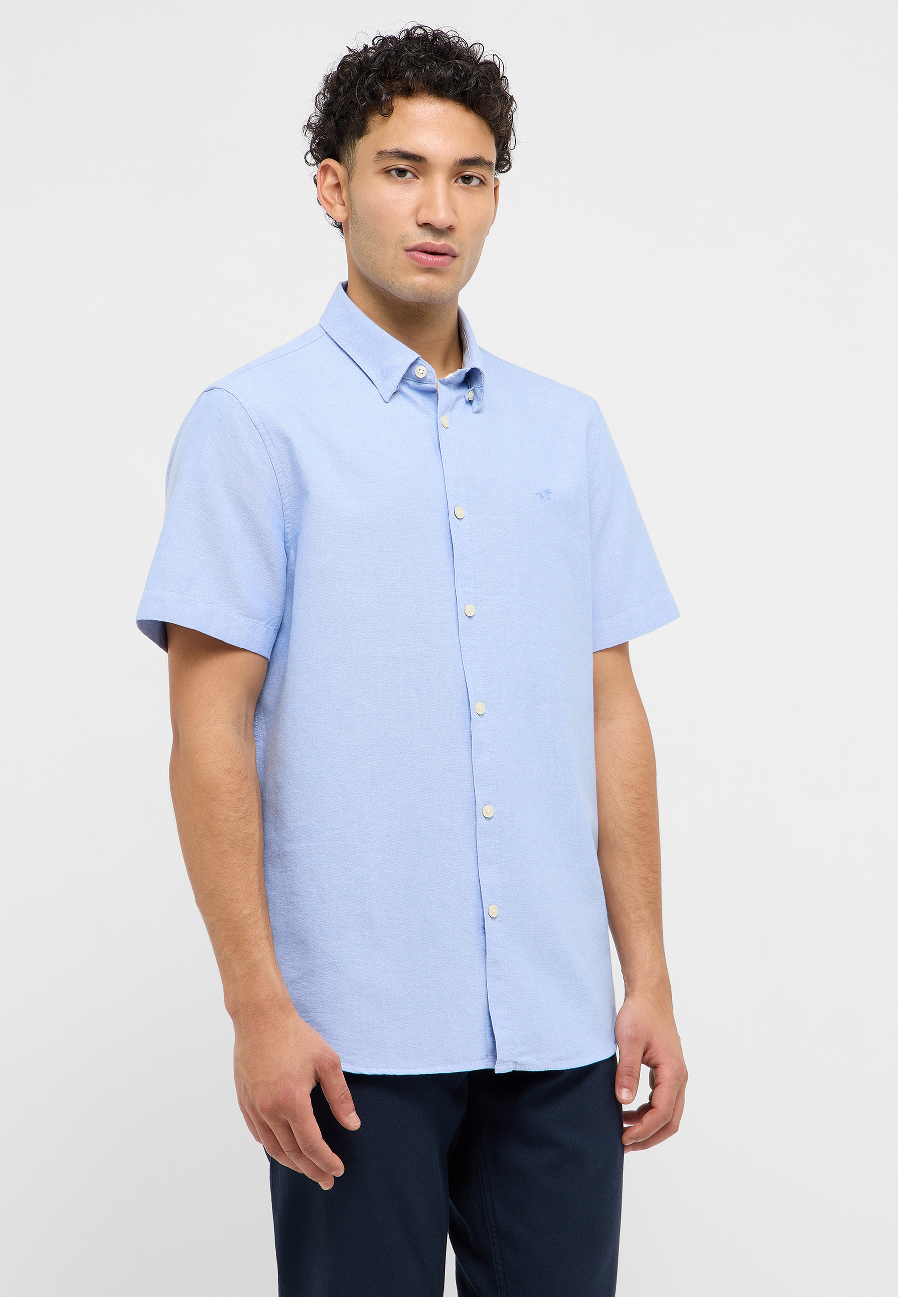 Hemd, Ärmel, Erwachsener, Mann, Person