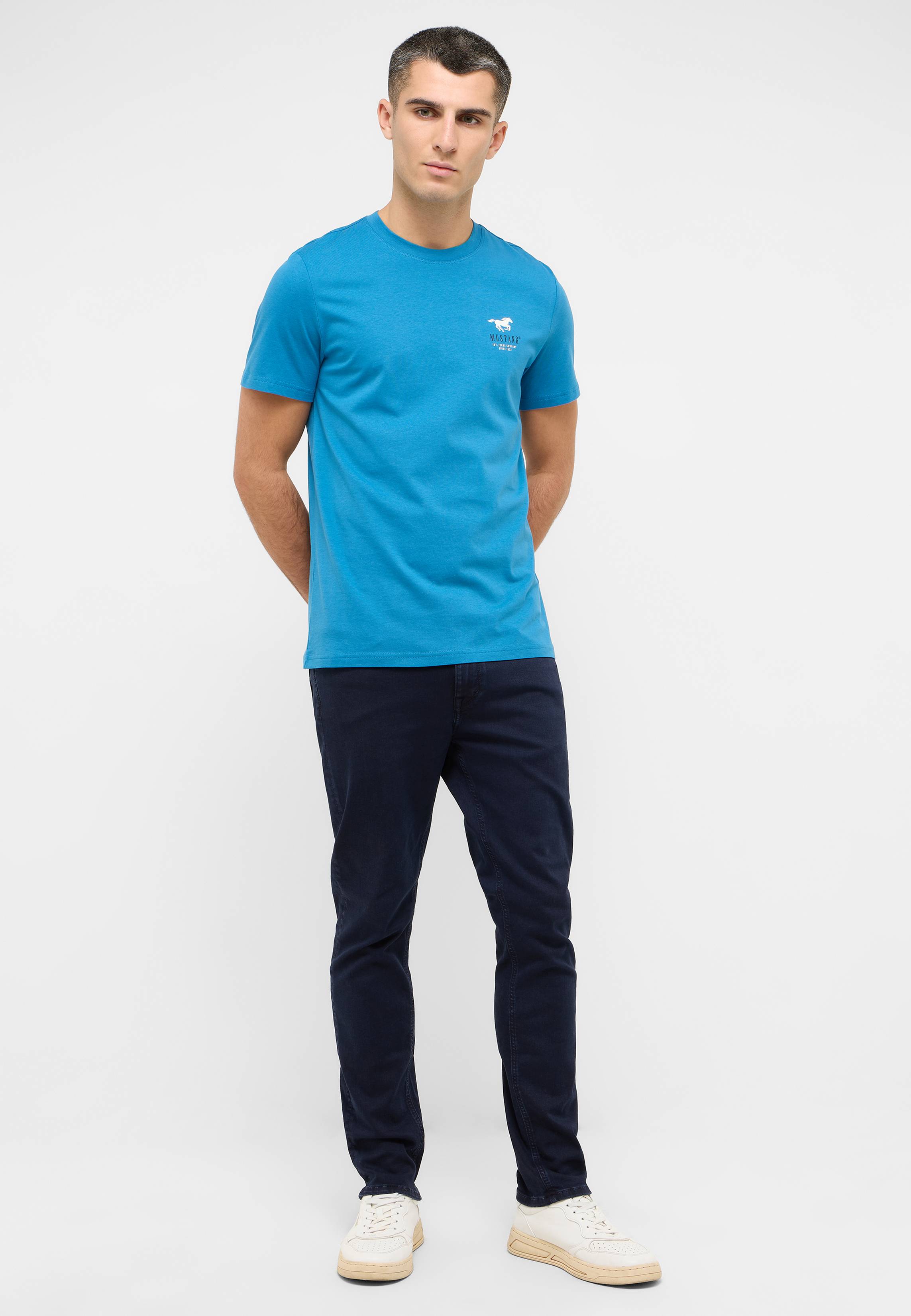 T-shirt, Erwachsener, Männlich, Mann, Person
